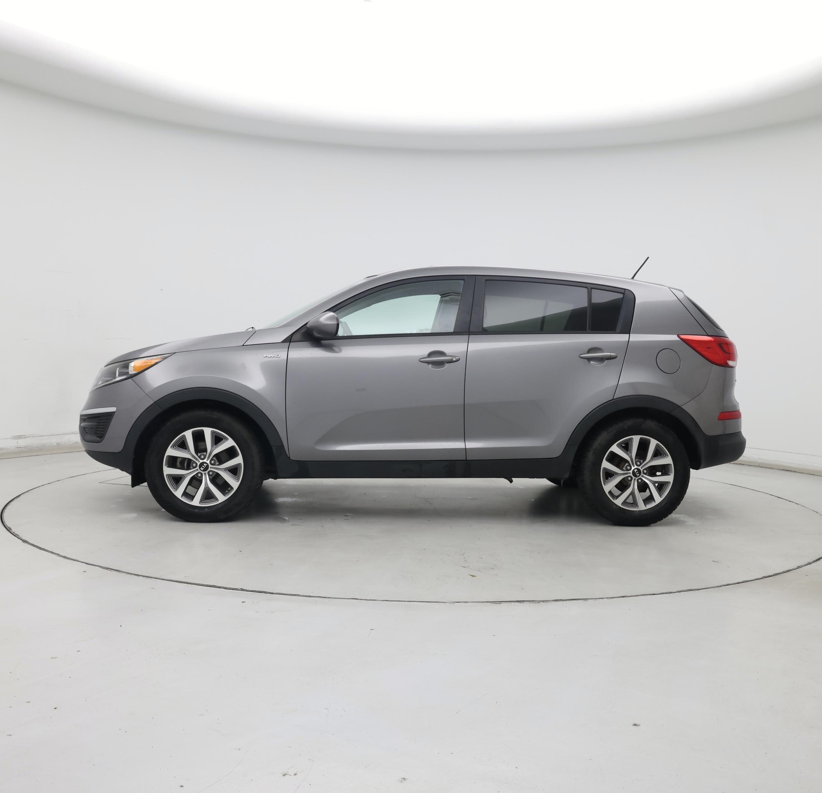 Thumbnail: 2016 Kia Sportage - 3