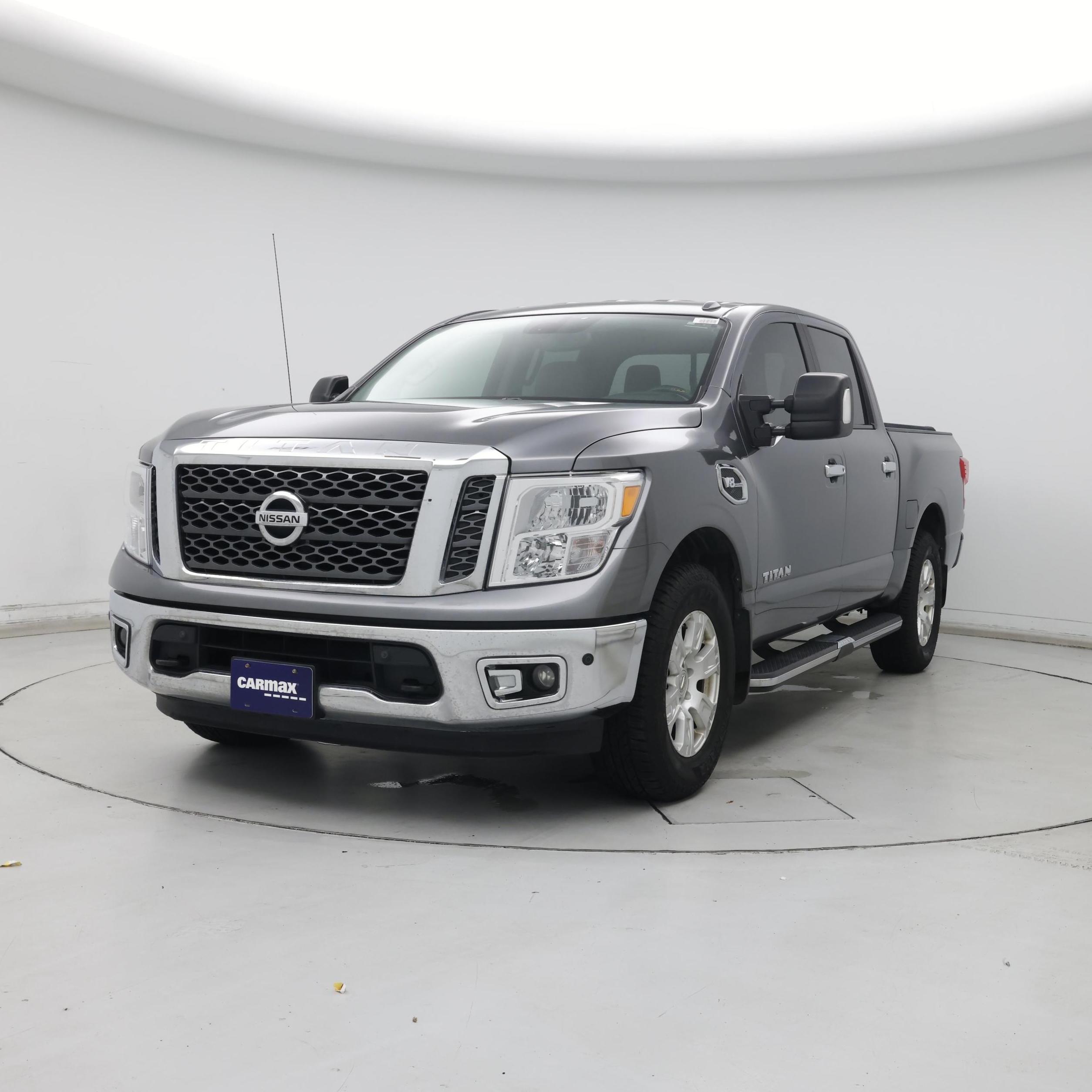 Thumbnail: 2017 Nissan Titan - 4