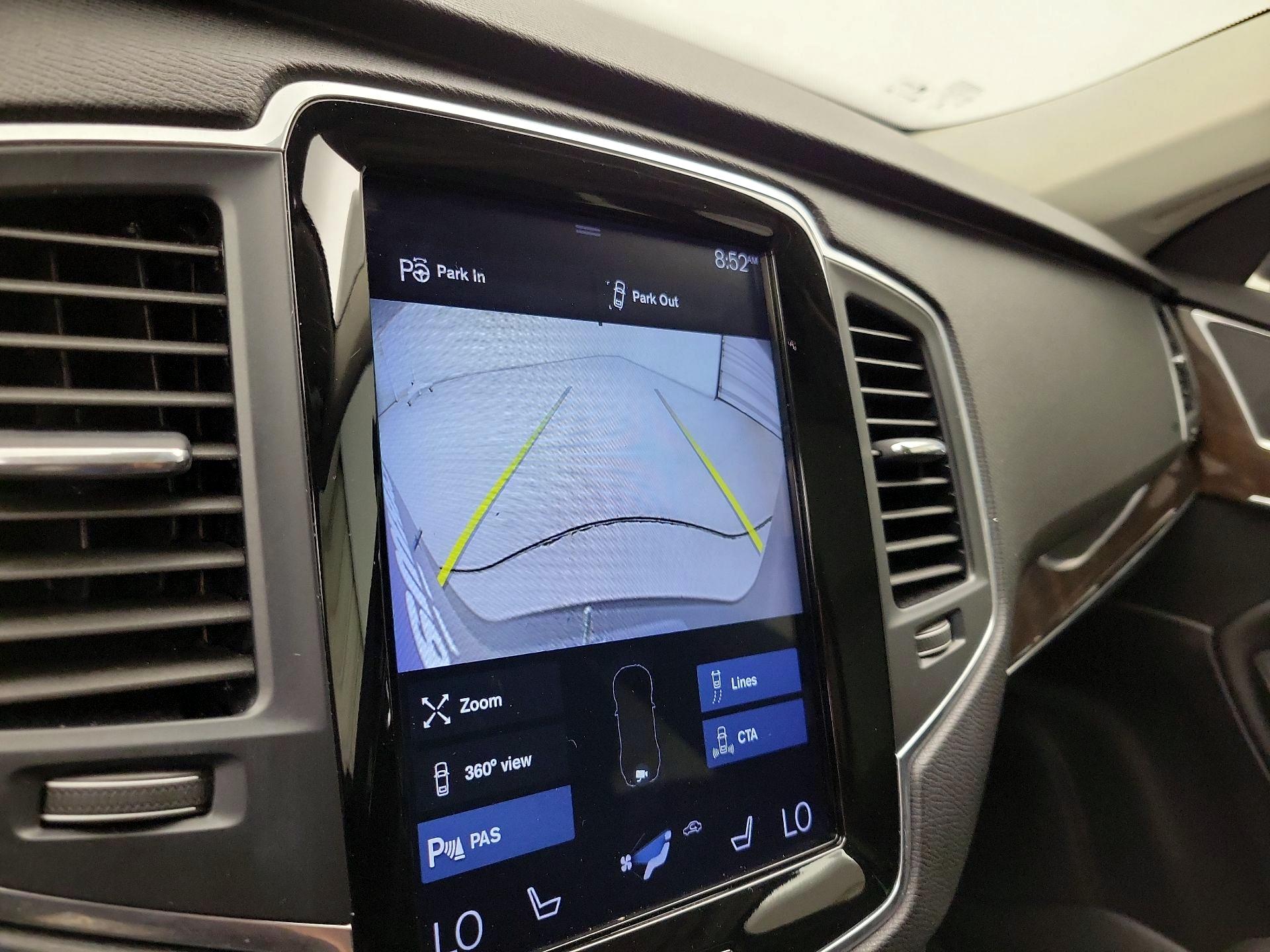 Thumbnail: 2019 Volvo XC90 - 15