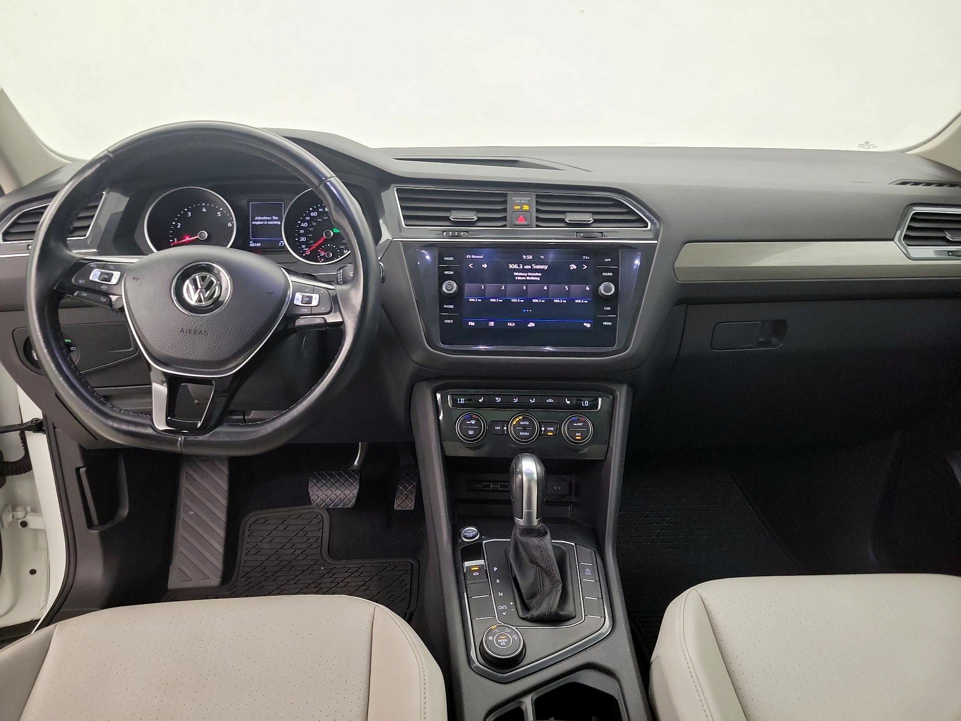 Thumbnail: 2019 Volkswagen Tiguan - 9
