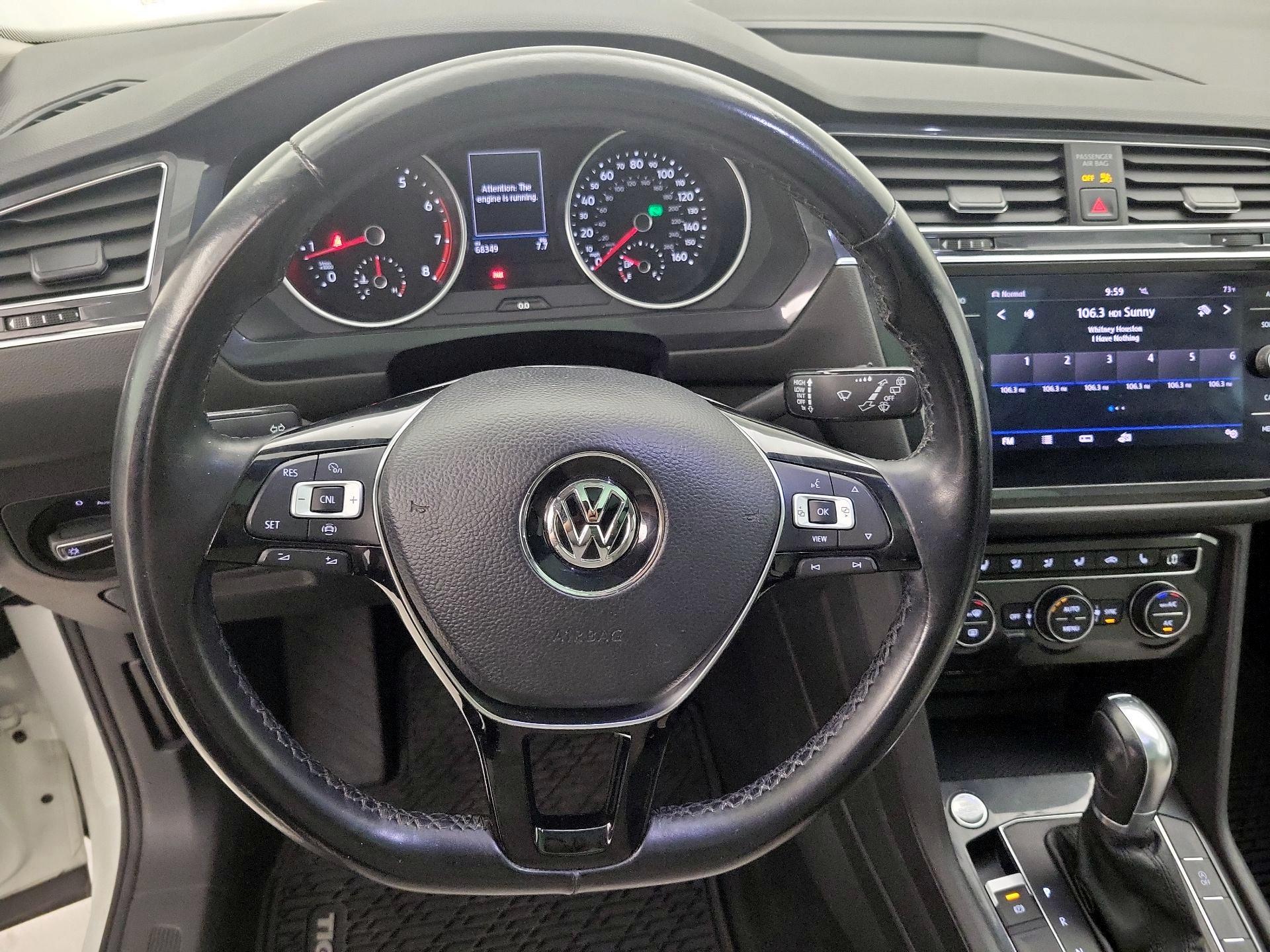 Thumbnail: 2019 Volkswagen Tiguan - 10