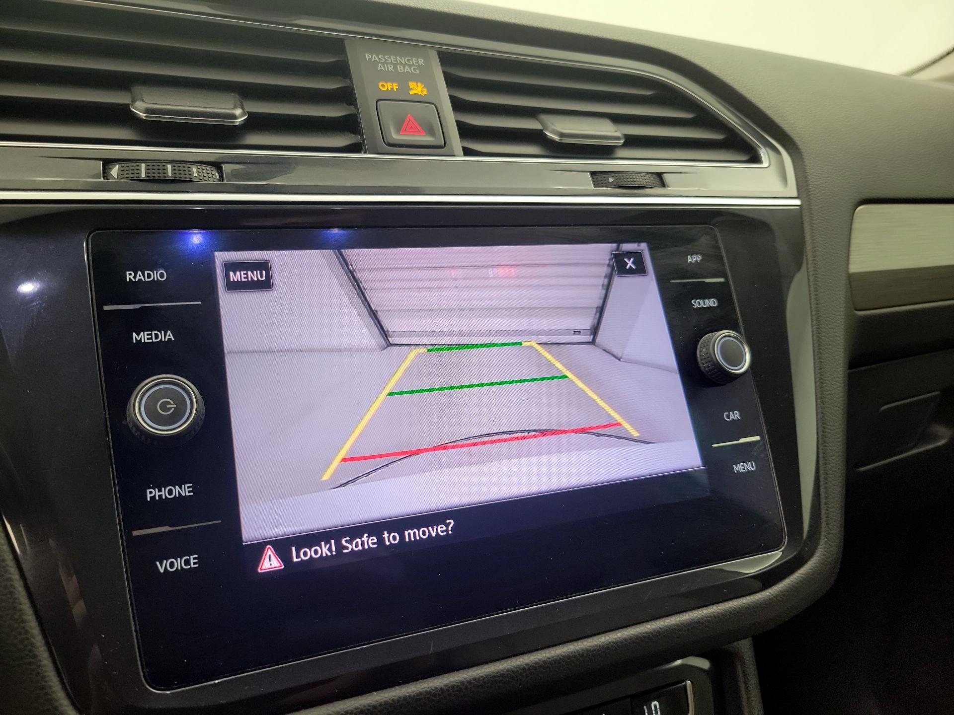 Thumbnail: 2019 Volkswagen Tiguan - 14