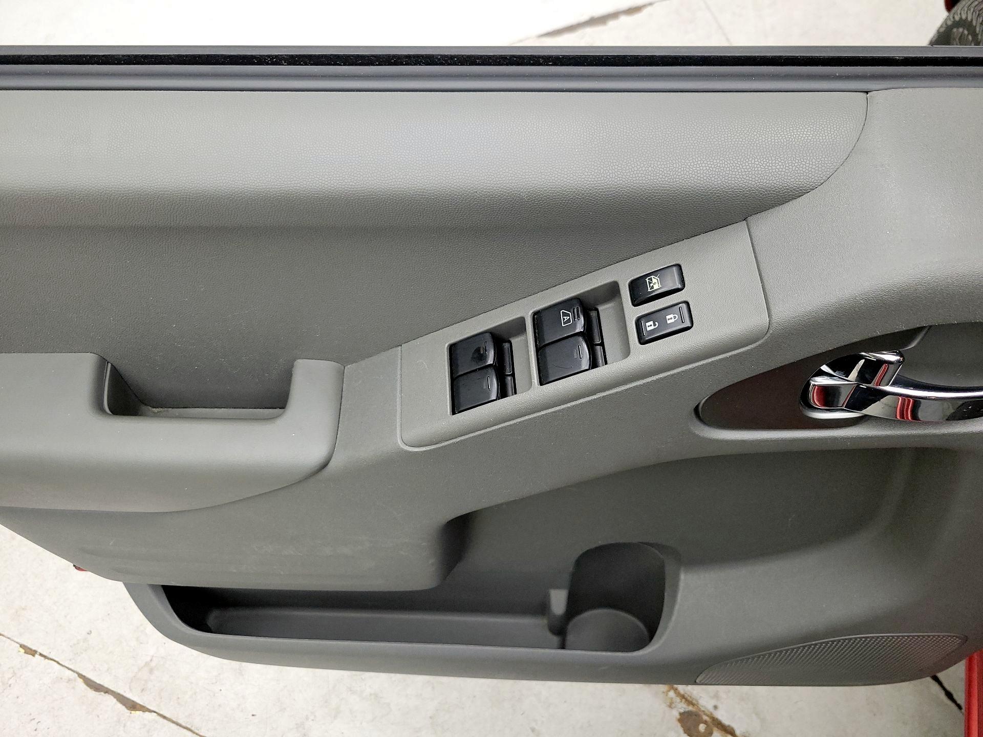 Thumbnail: 2016 Nissan Frontier - 12