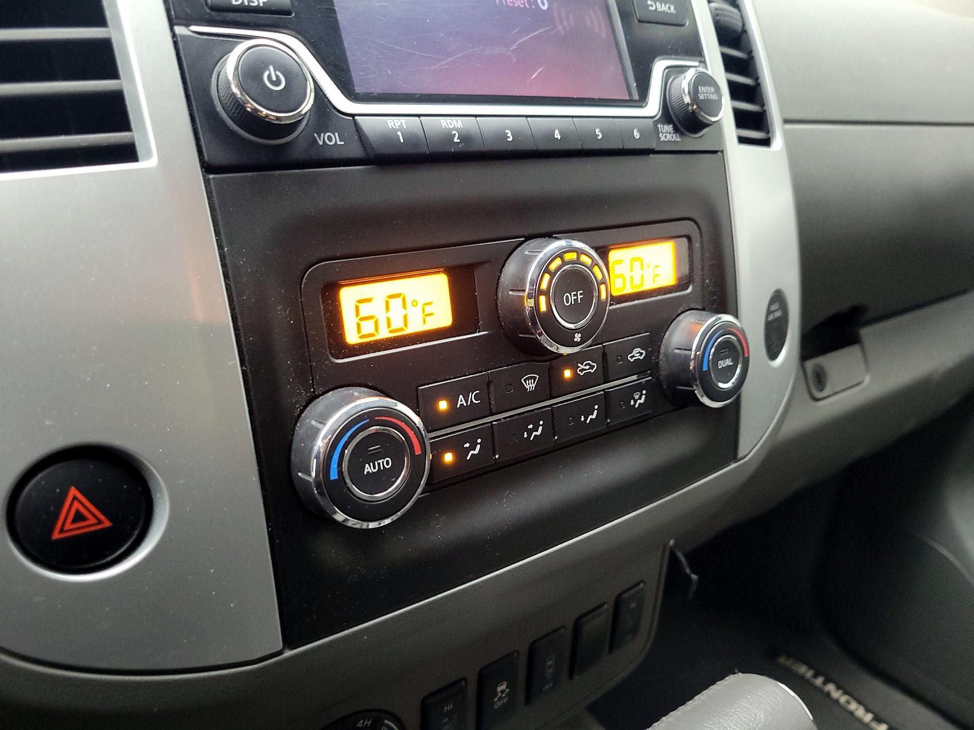 Thumbnail: 2016 Nissan Frontier - 16