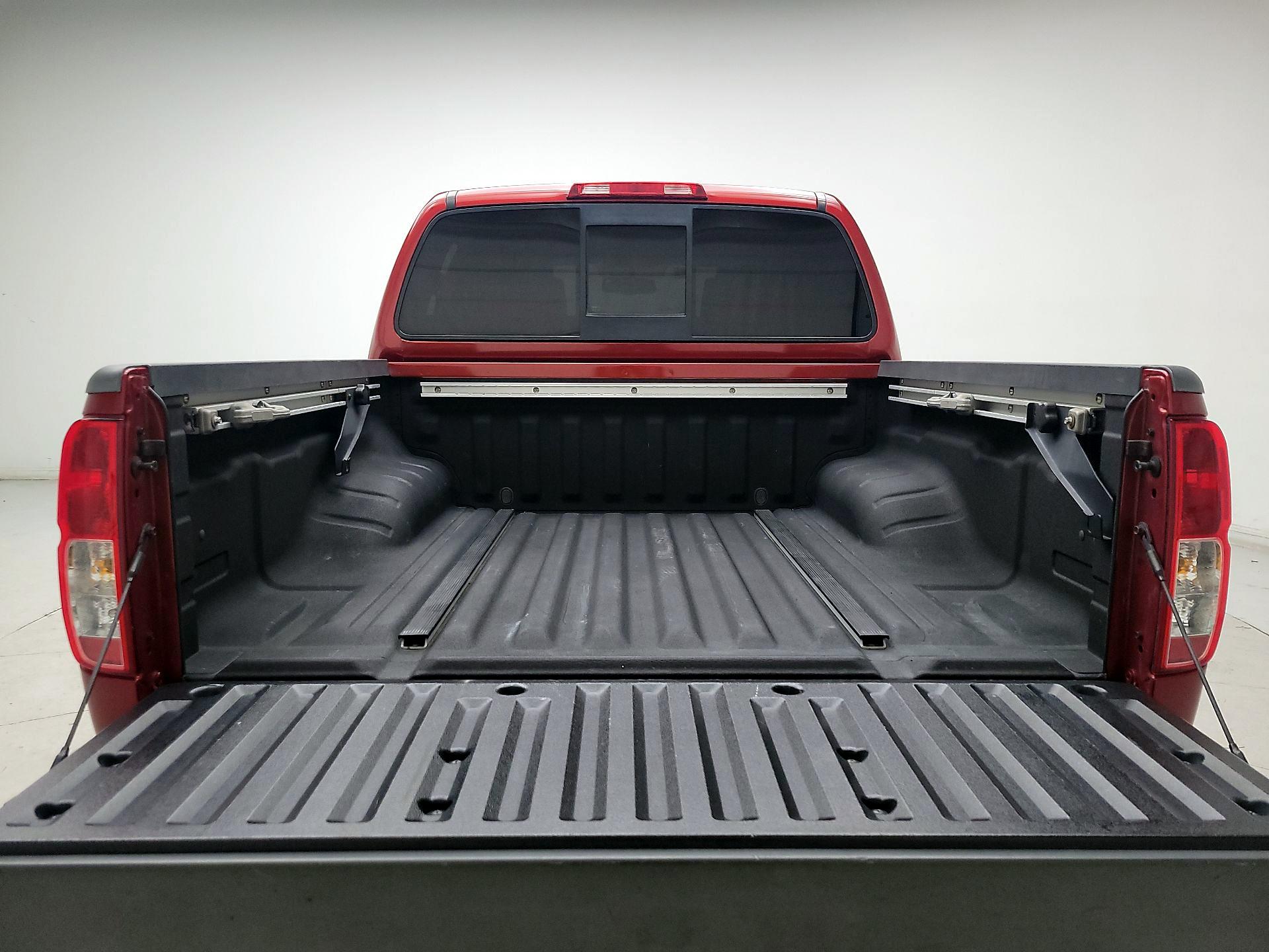 Thumbnail: 2016 Nissan Frontier - 20
