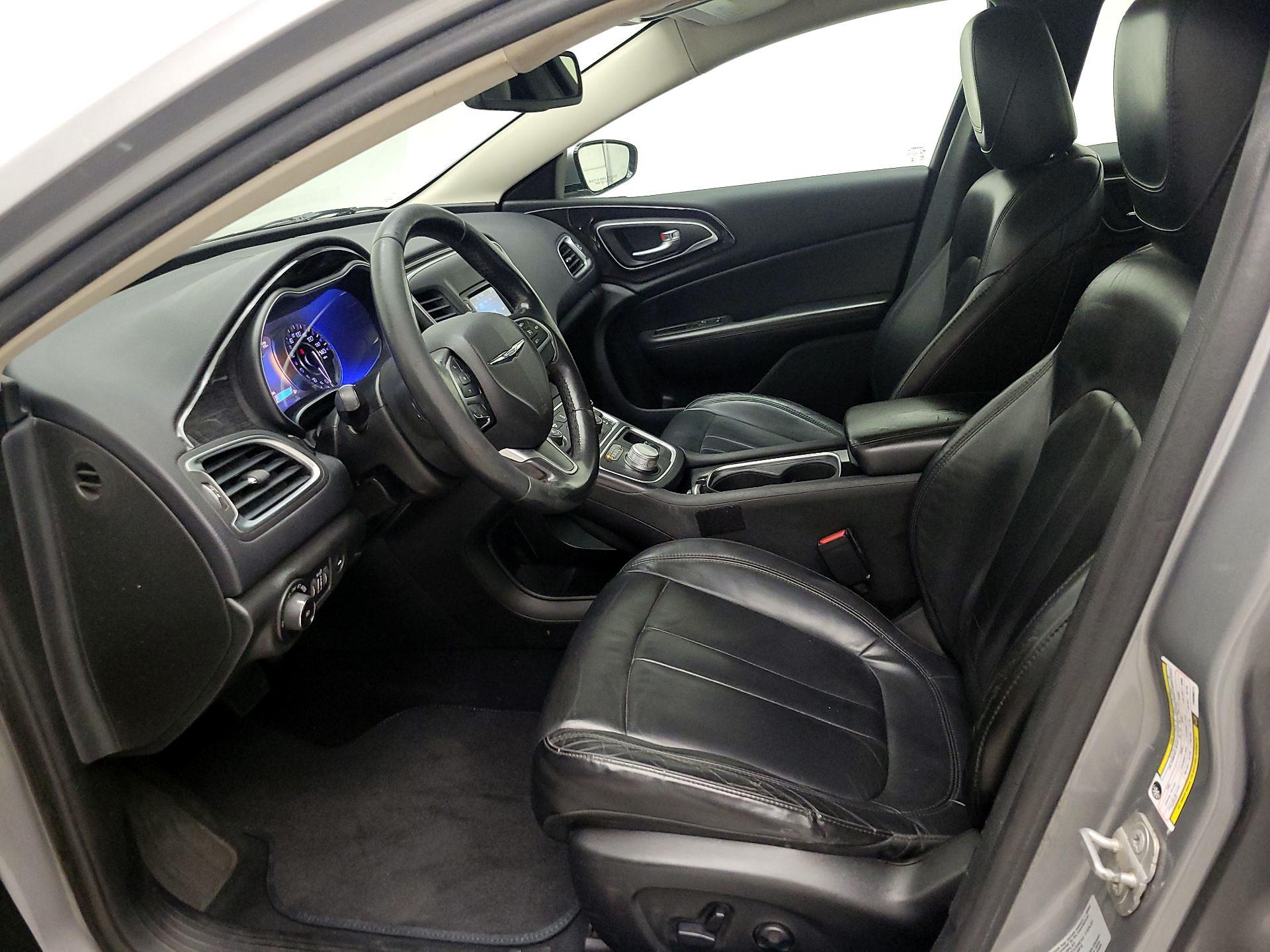 Thumbnail: 2015 Chrysler 200 - 11