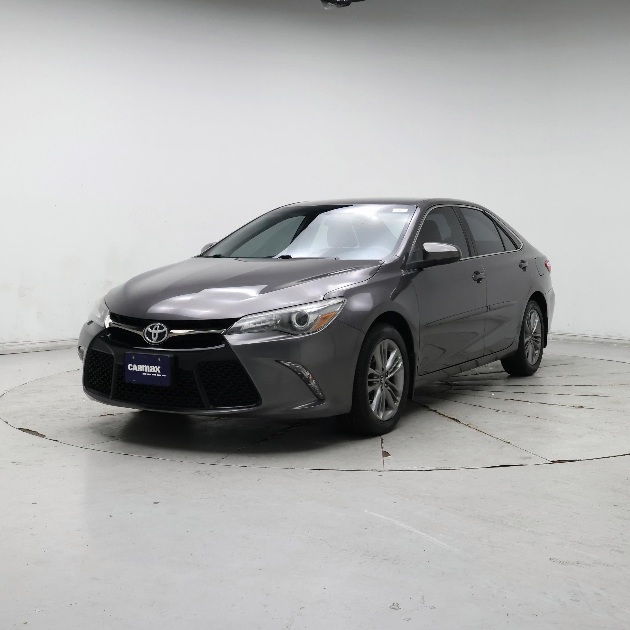Thumbnail: 2017 Toyota Camry - 4