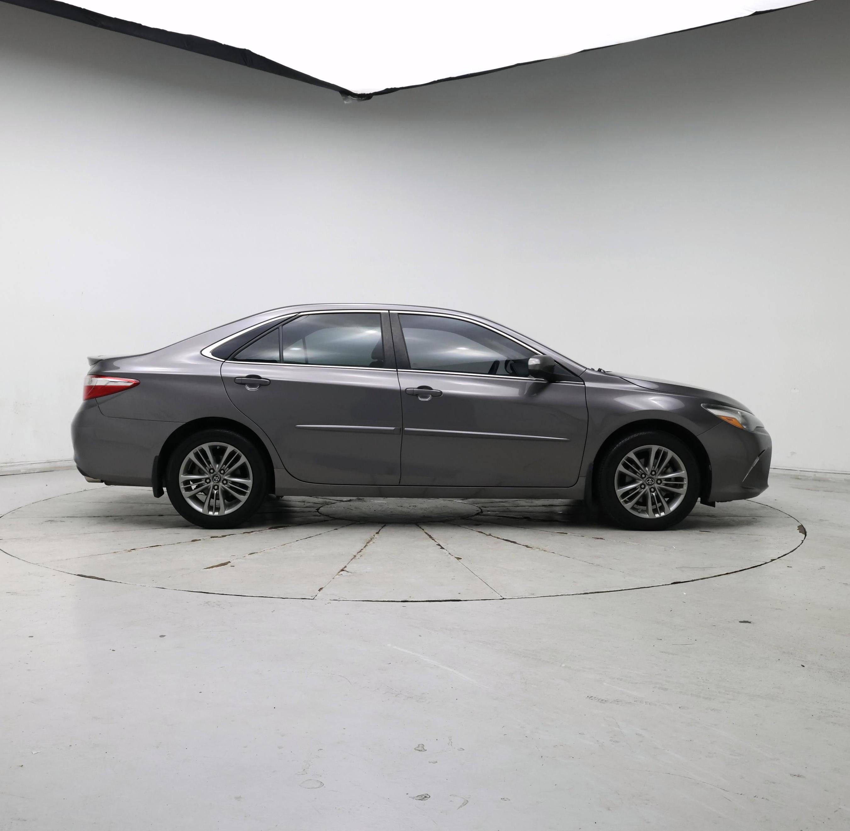 Thumbnail: 2017 Toyota Camry - 7