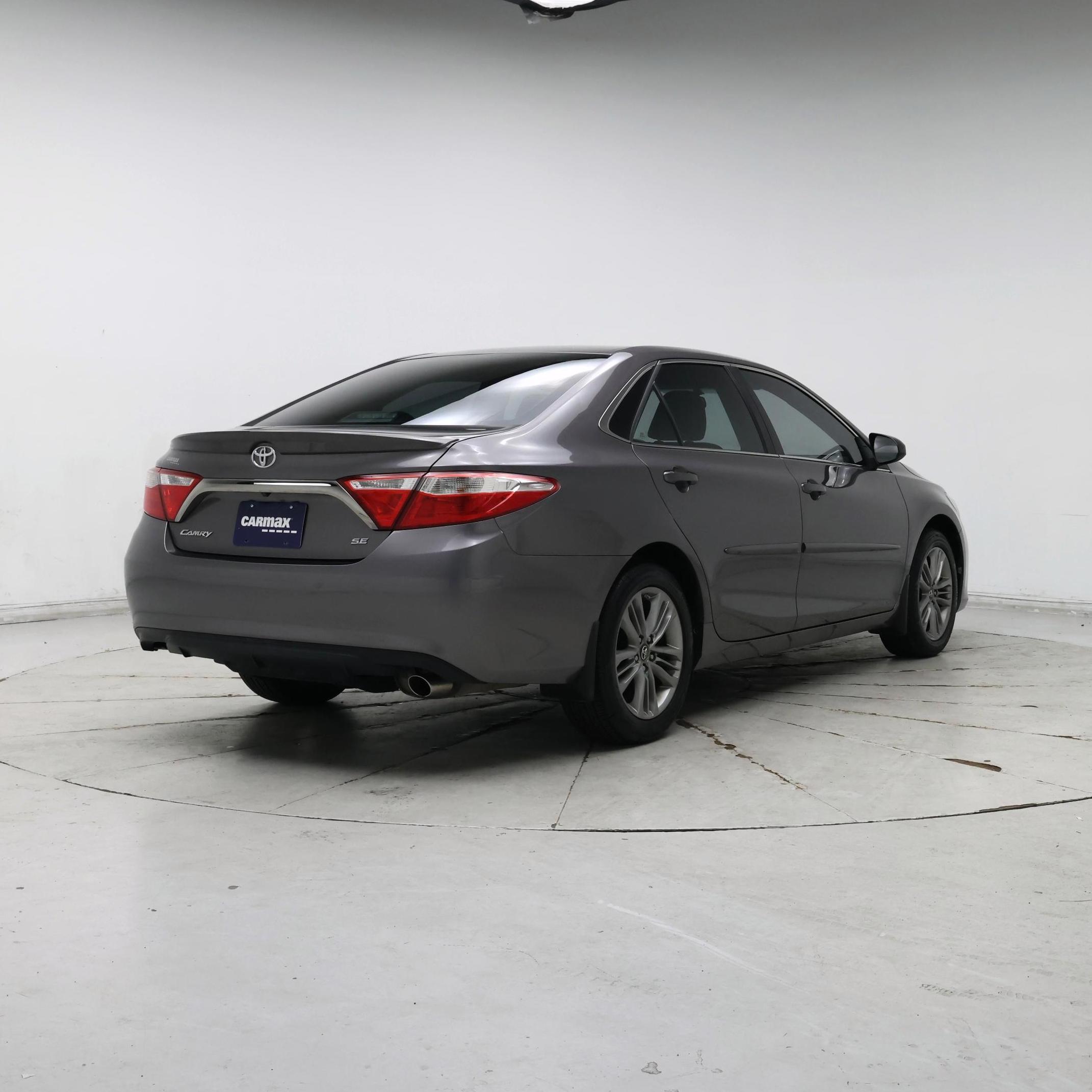 Thumbnail: 2017 Toyota Camry - 8