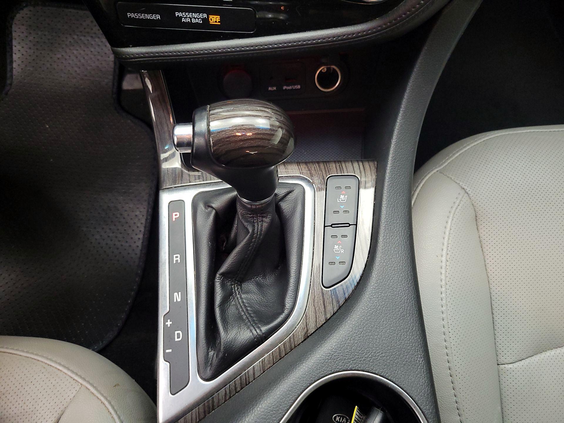 Thumbnail: 2014 Kia Optima - 18