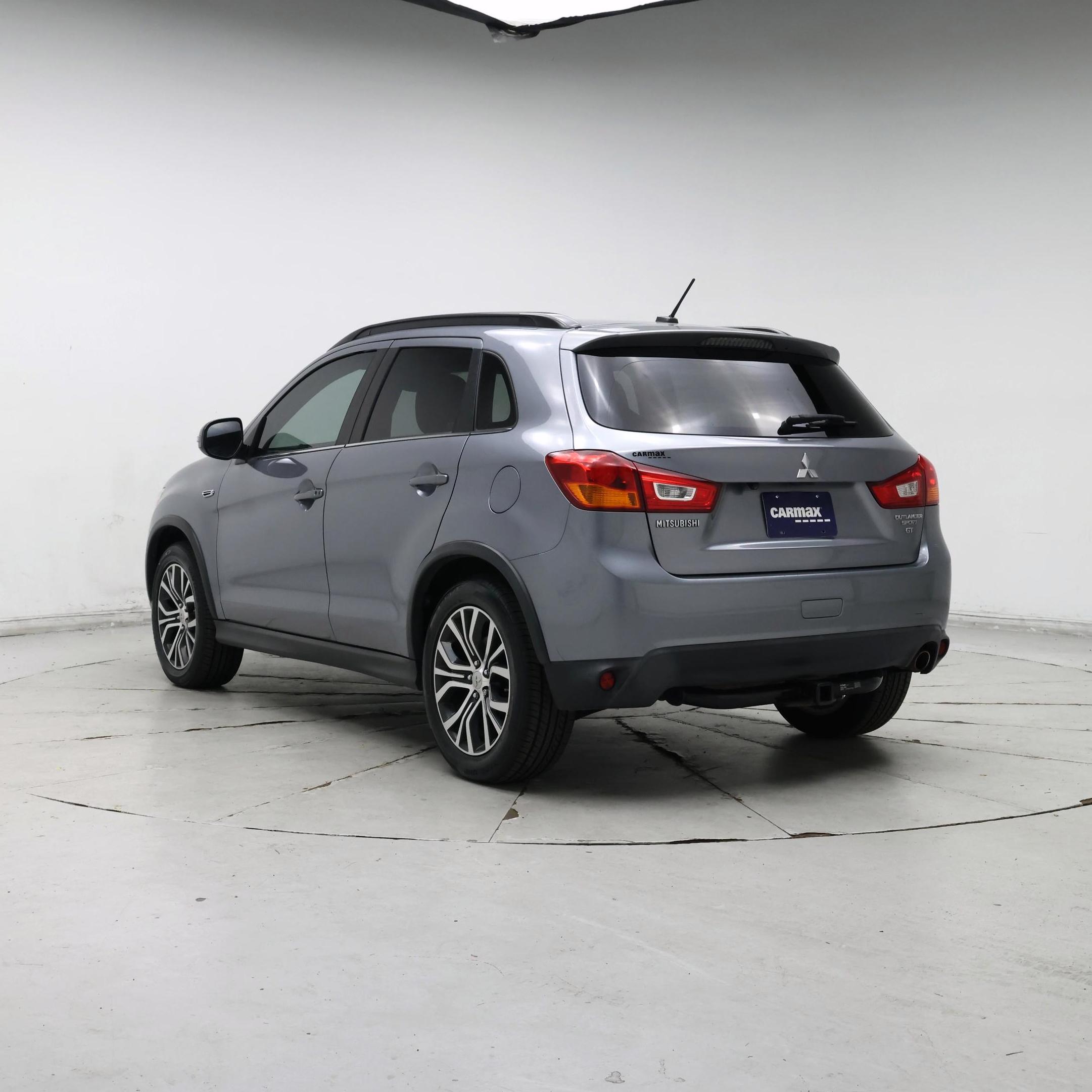 Thumbnail: 2016 Mitsubishi Outlander Sport - 2