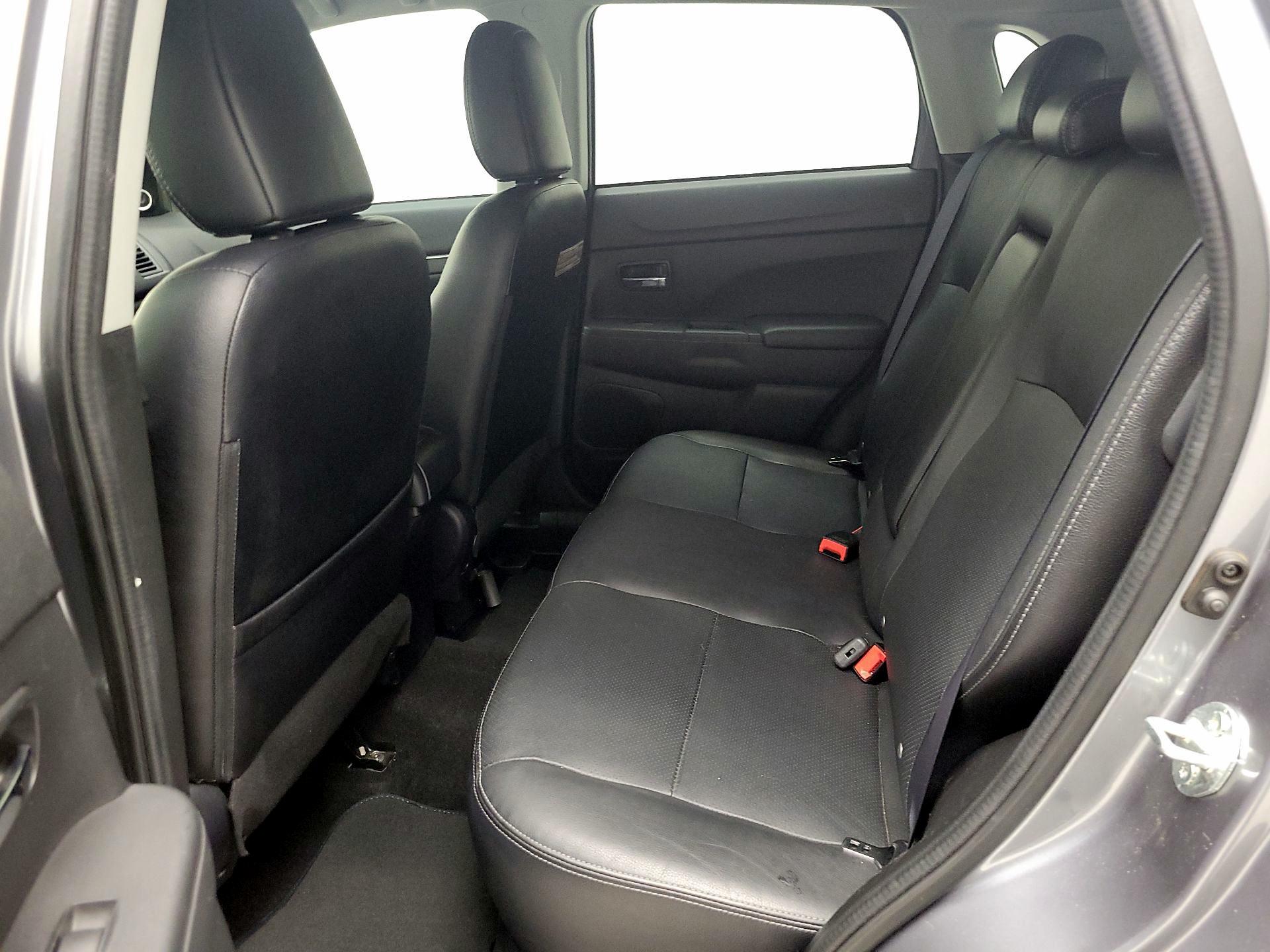 Thumbnail: 2016 Mitsubishi Outlander Sport - 20