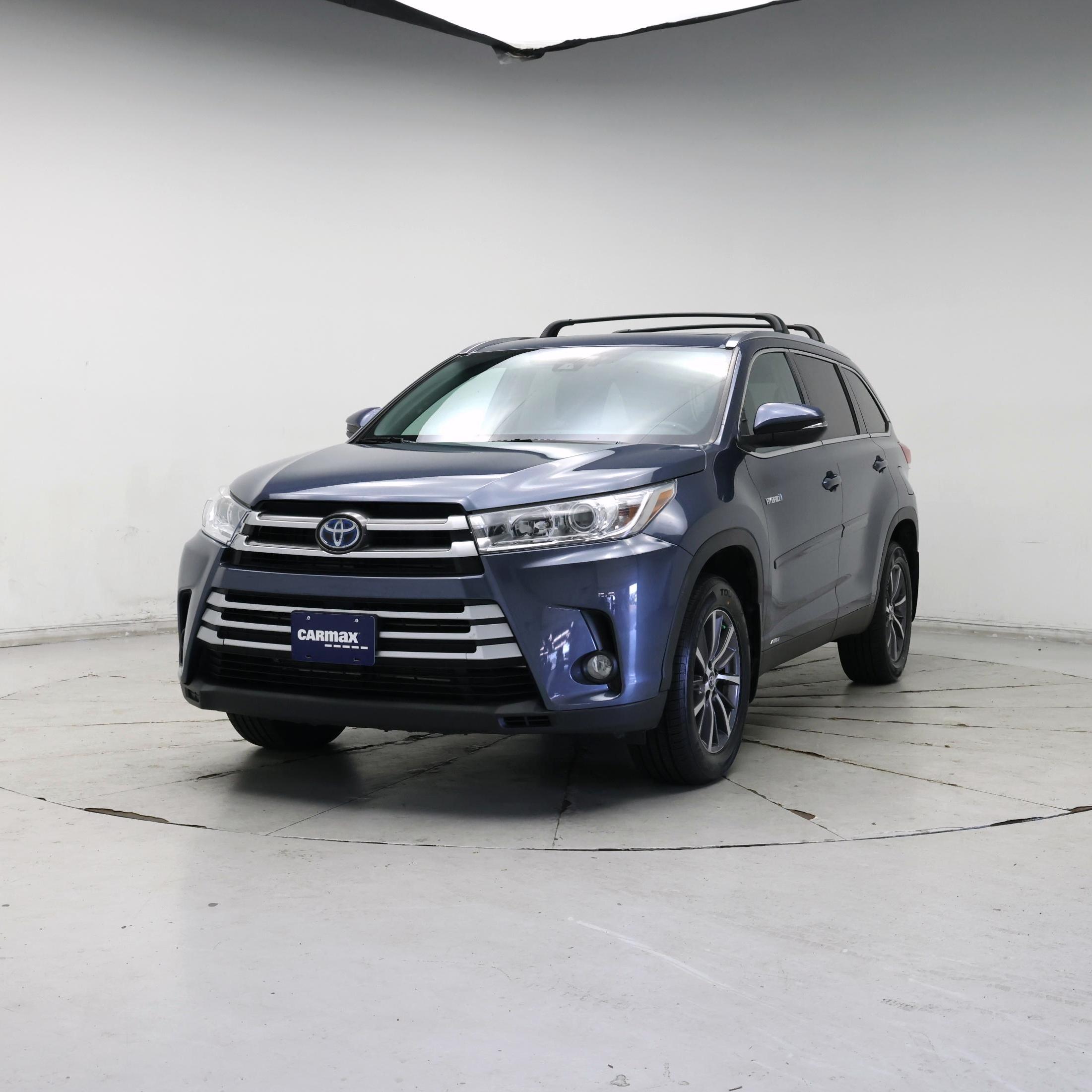 Thumbnail: 2019 Toyota Highlander - 4