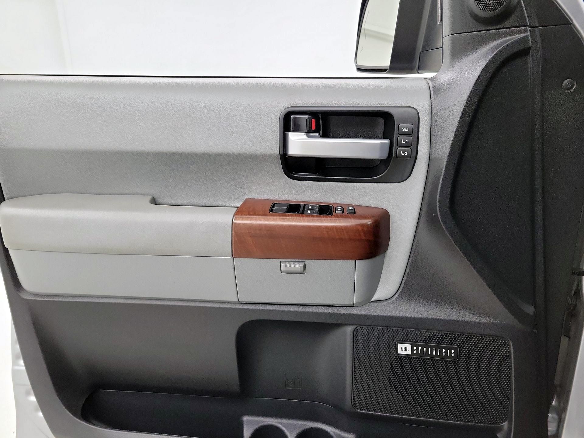 Thumbnail: 2017 Toyota Sequoia - 12