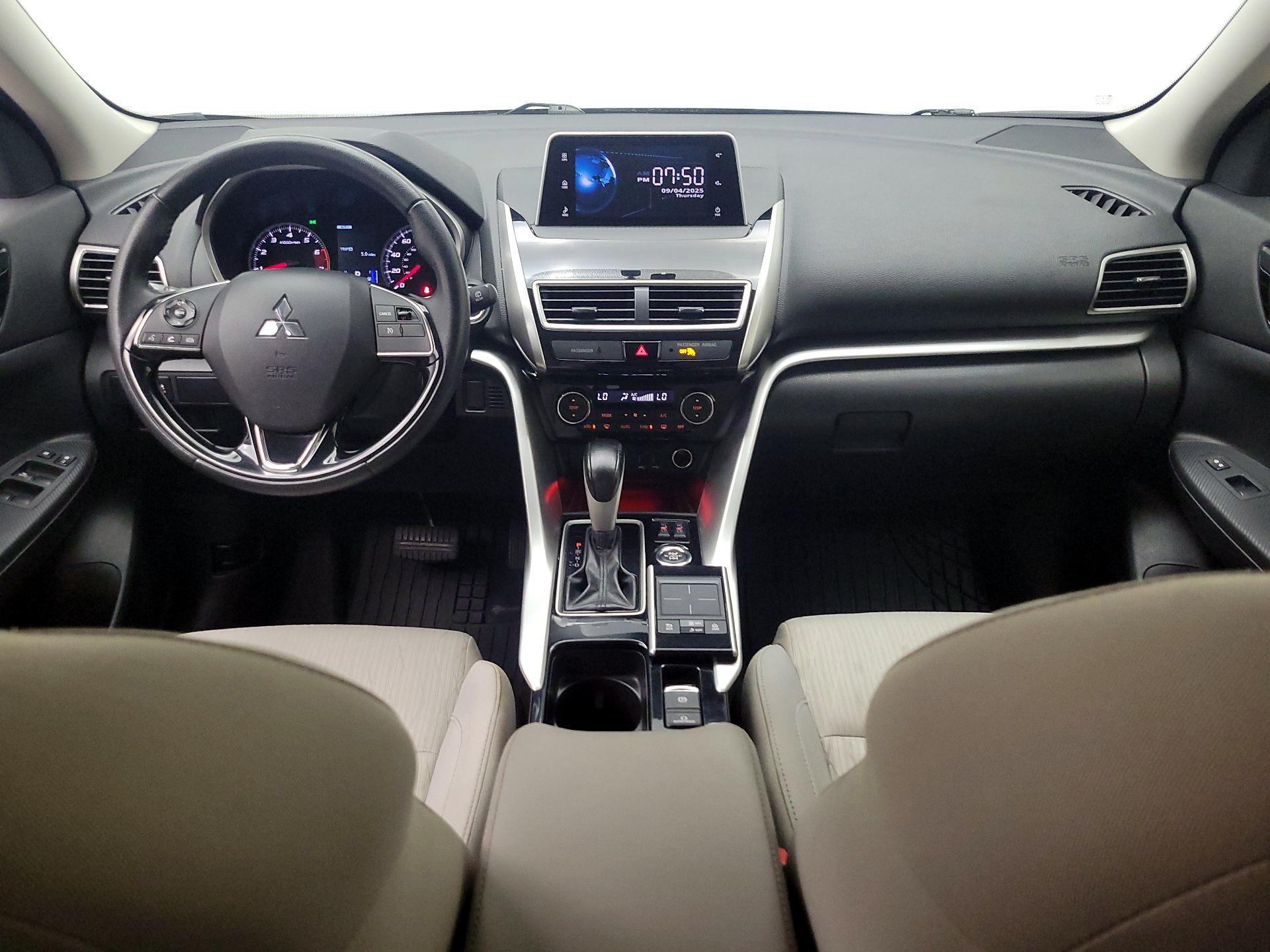 Thumbnail: 2019 Mitsubishi Eclipse Cross - 9