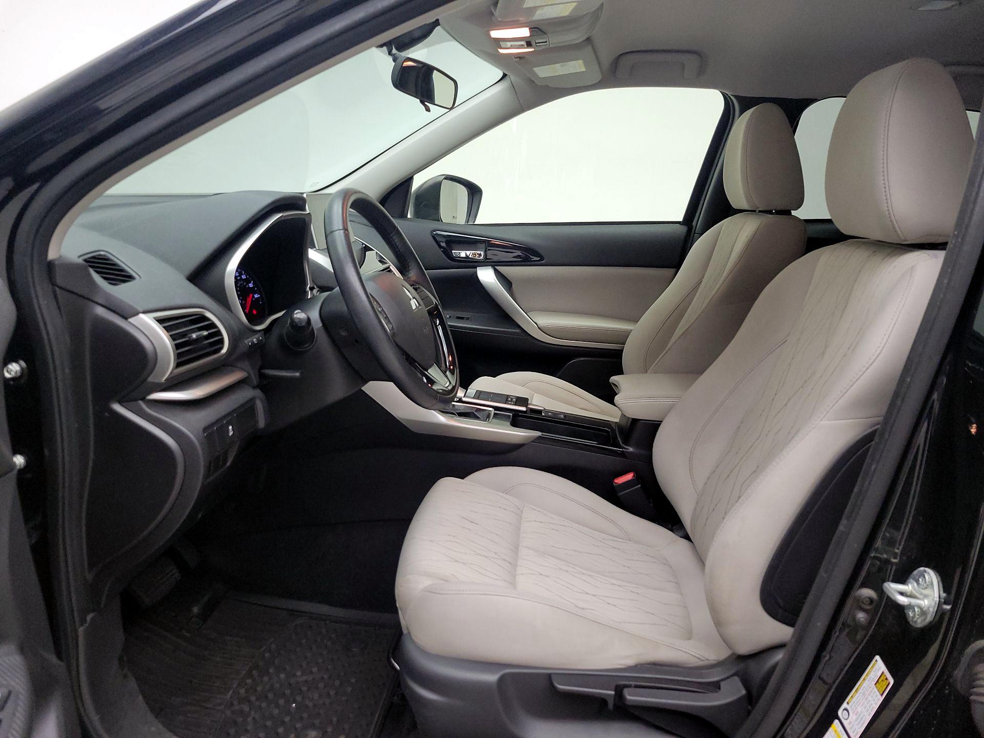 Thumbnail: 2019 Mitsubishi Eclipse Cross - 11