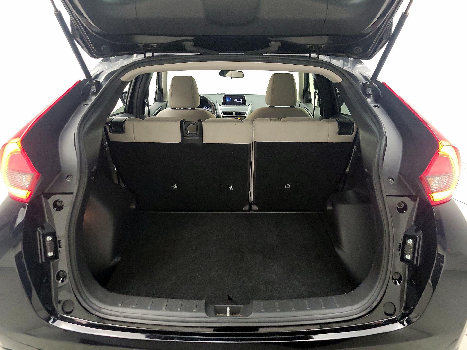 Thumbnail: 2019 Mitsubishi Eclipse Cross - 20