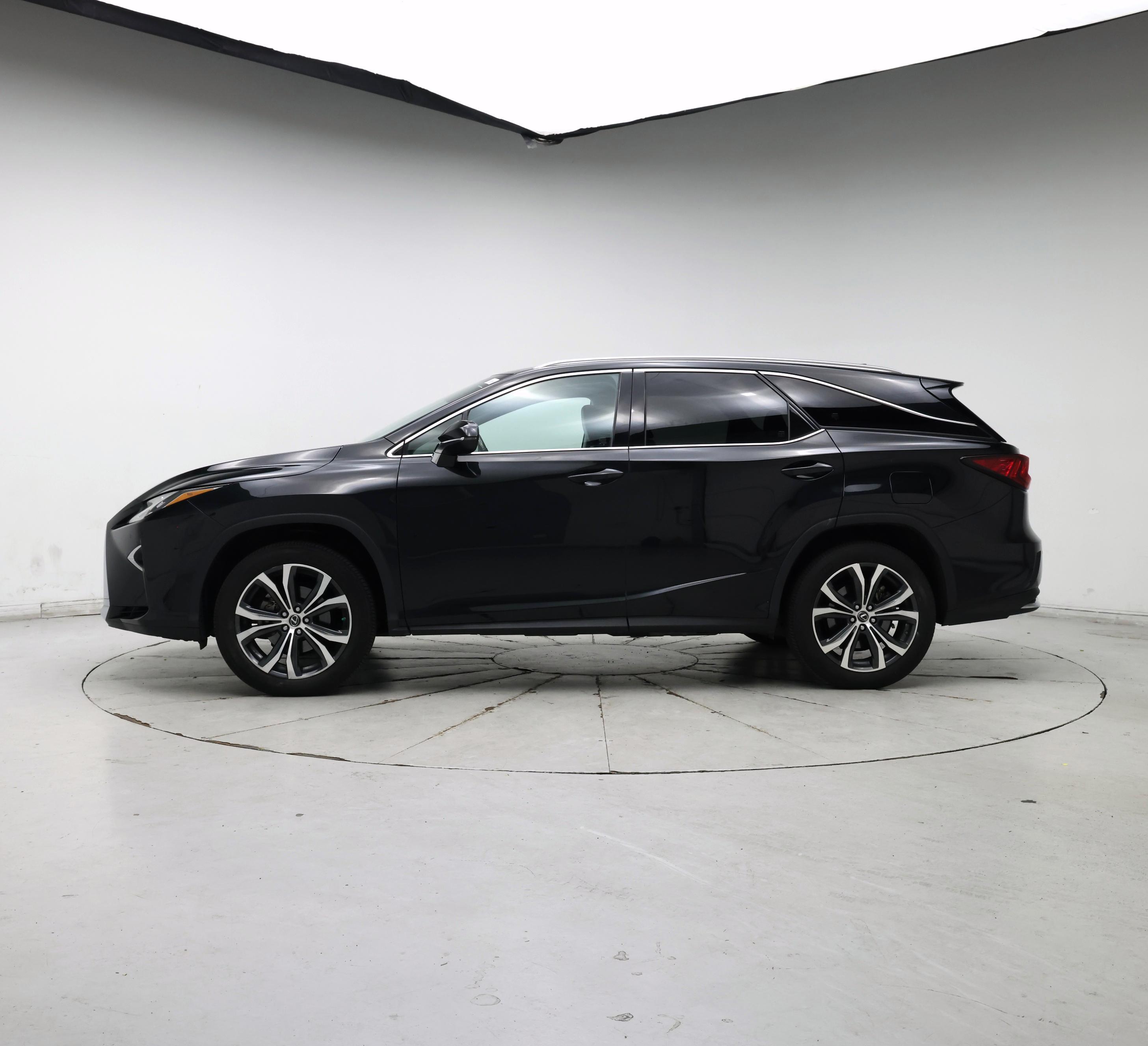 Thumbnail: 2018 Lexus RX - 3