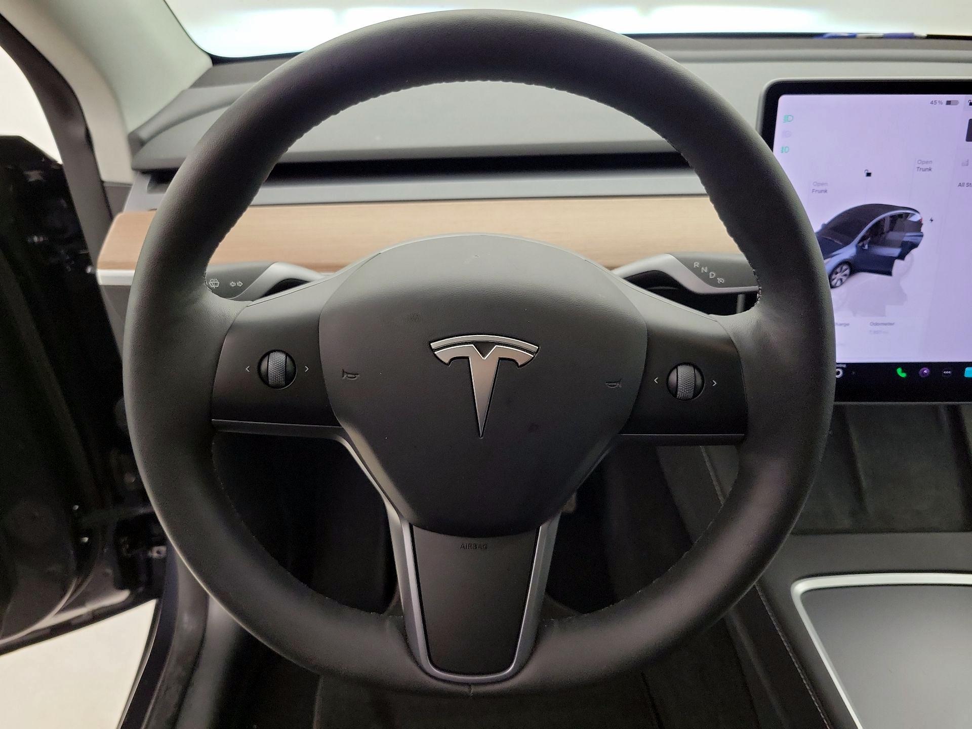 Thumbnail: 2024 Tesla Model Y - 10