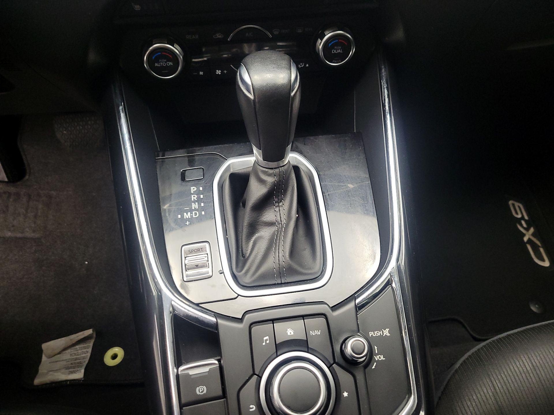 Thumbnail: 2016 Mazda CX-9 - 18