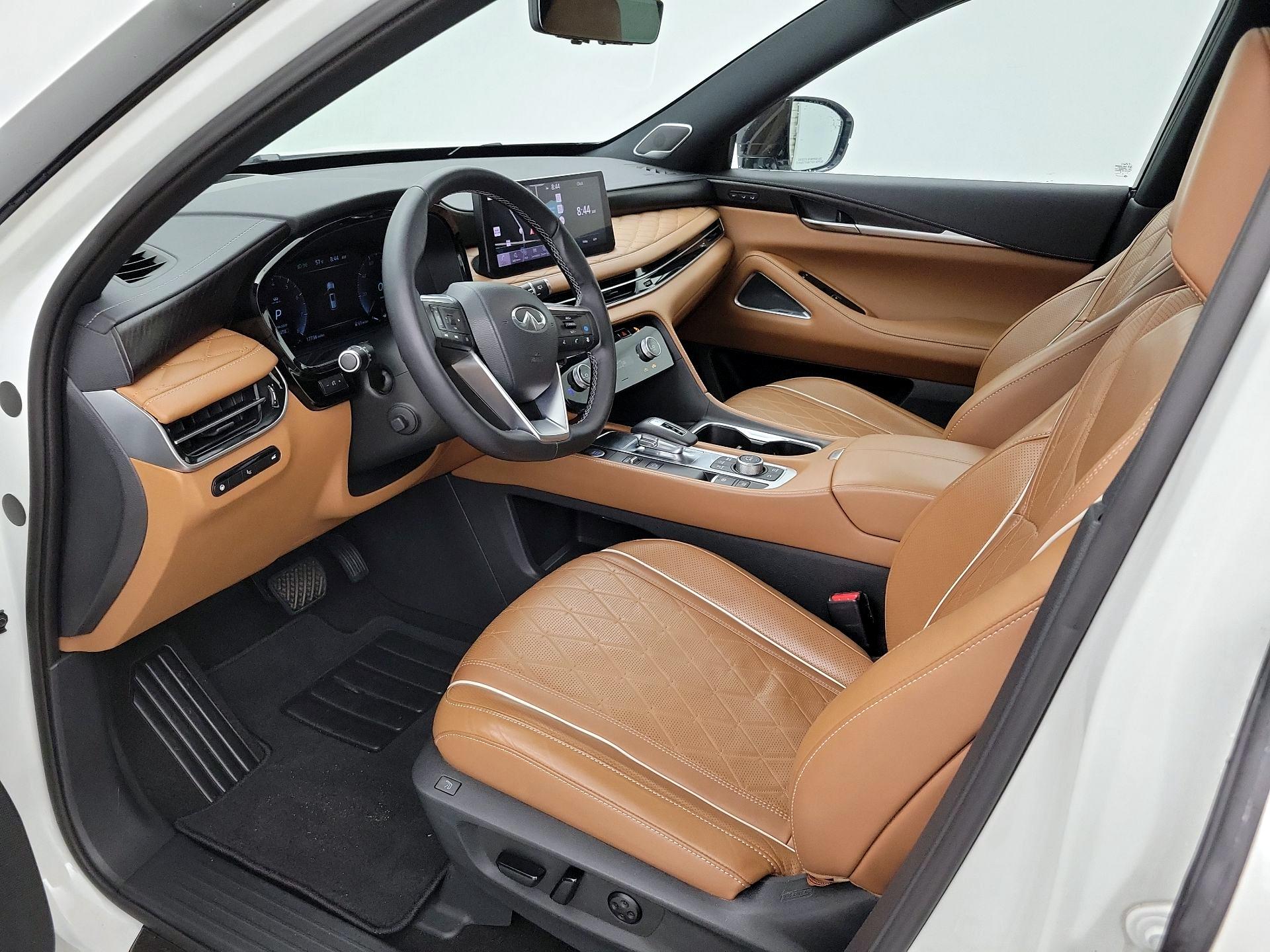 Thumbnail: 2024 INFINITI QX60 - 11