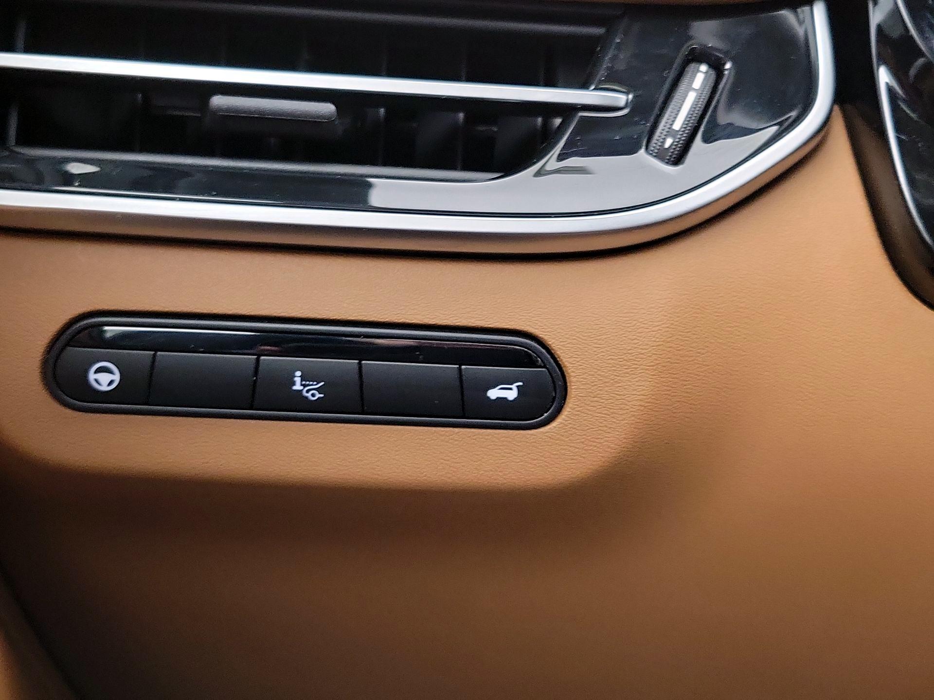 Thumbnail: 2024 INFINITI QX60 - 13