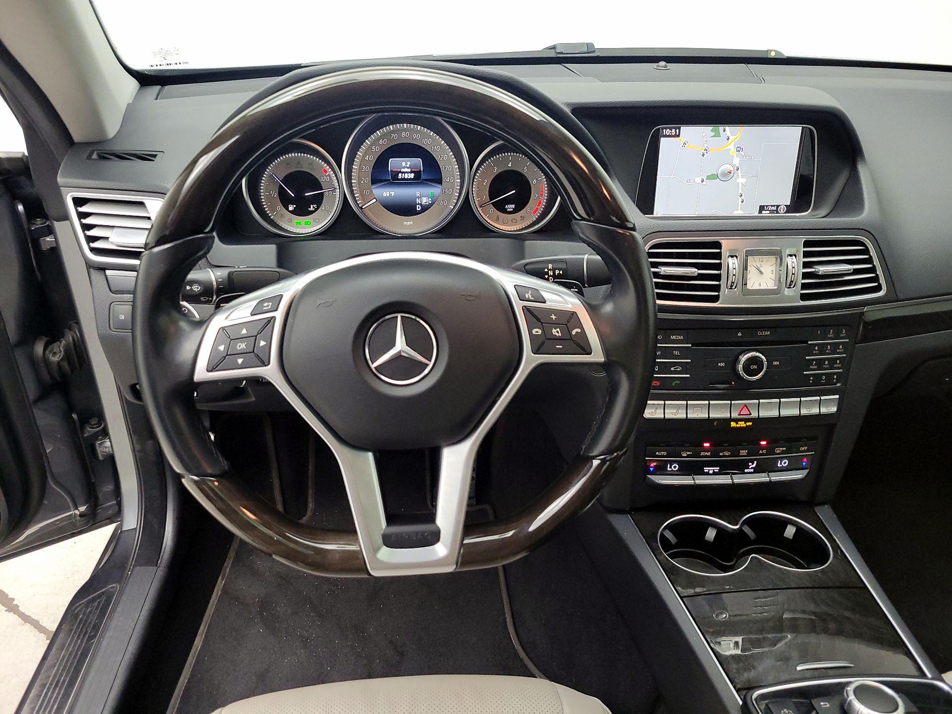 Thumbnail: 2017 Mercedes-Benz E-Class - 10