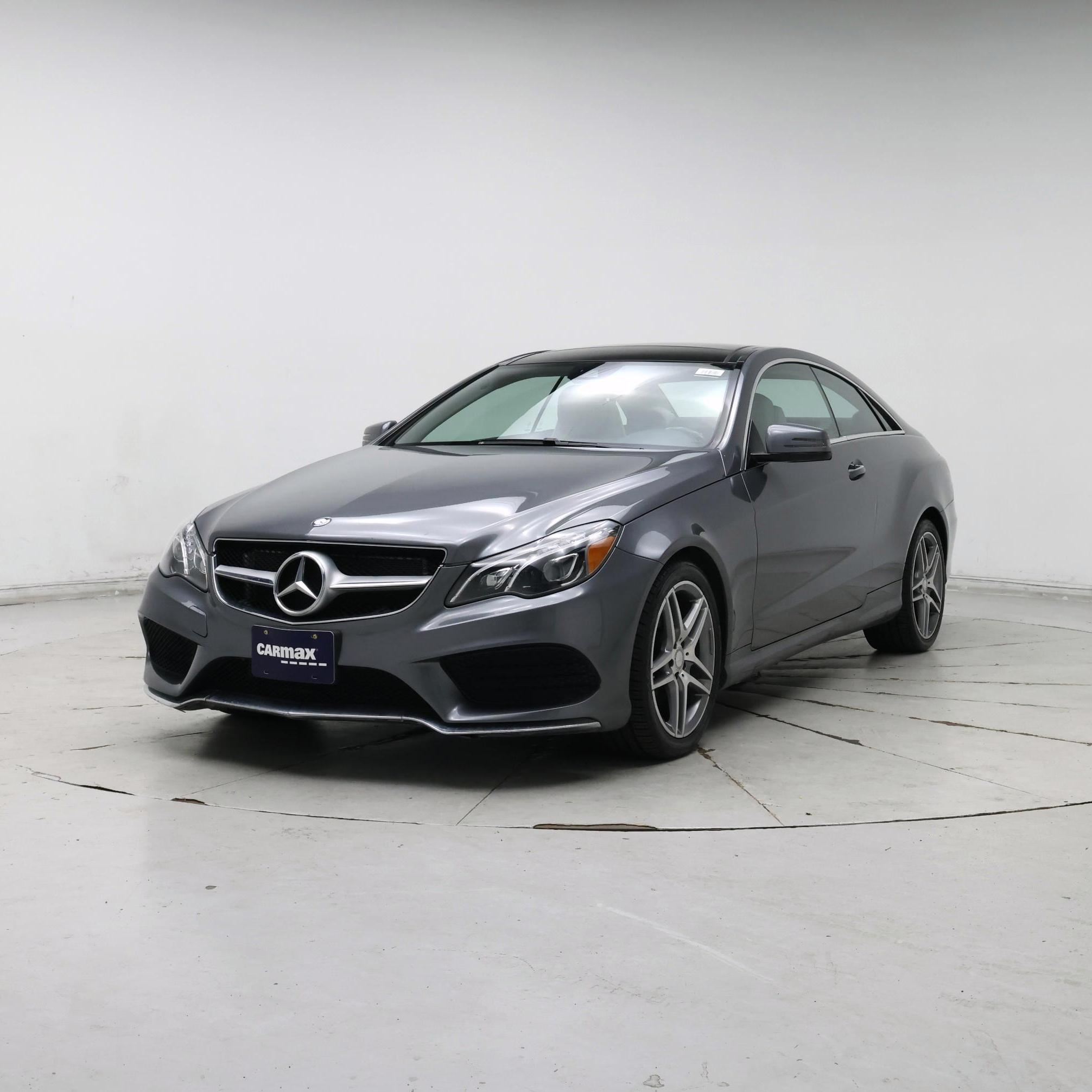 Thumbnail: 2017 Mercedes-Benz E-Class - 4