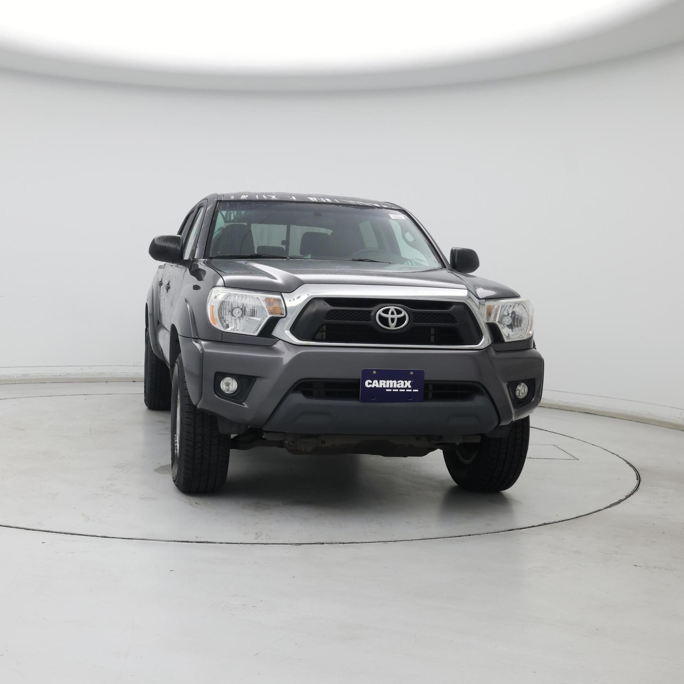 Thumbnail: 2015 Toyota Tacoma - 5