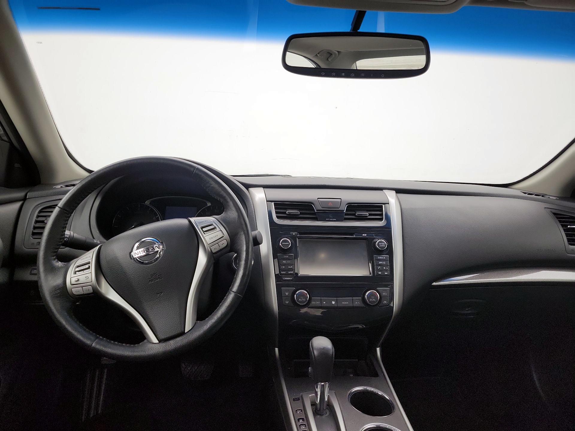Thumbnail: 2014 Nissan Altima - 9