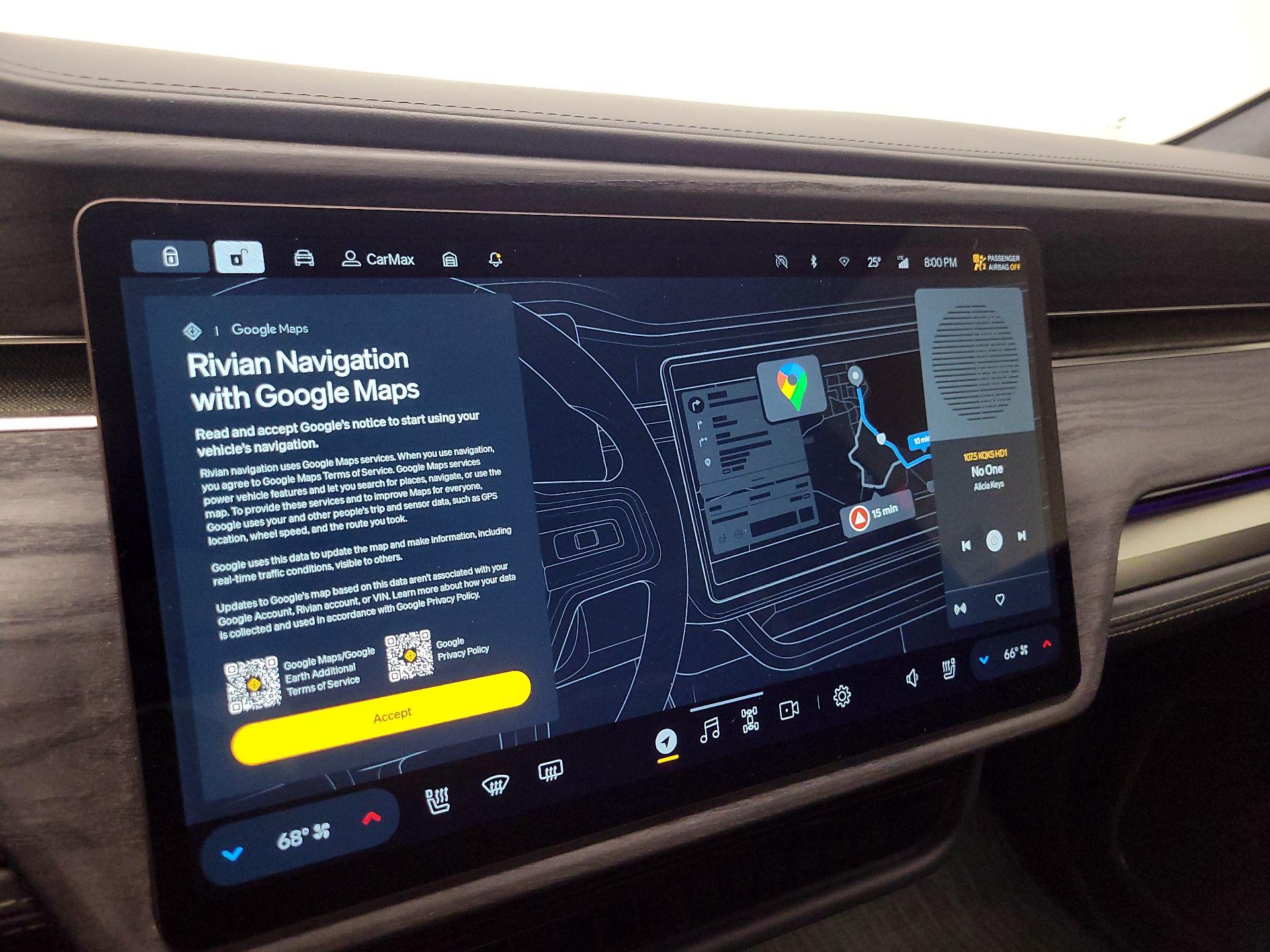 Thumbnail: 2022 Rivian R1T - 13