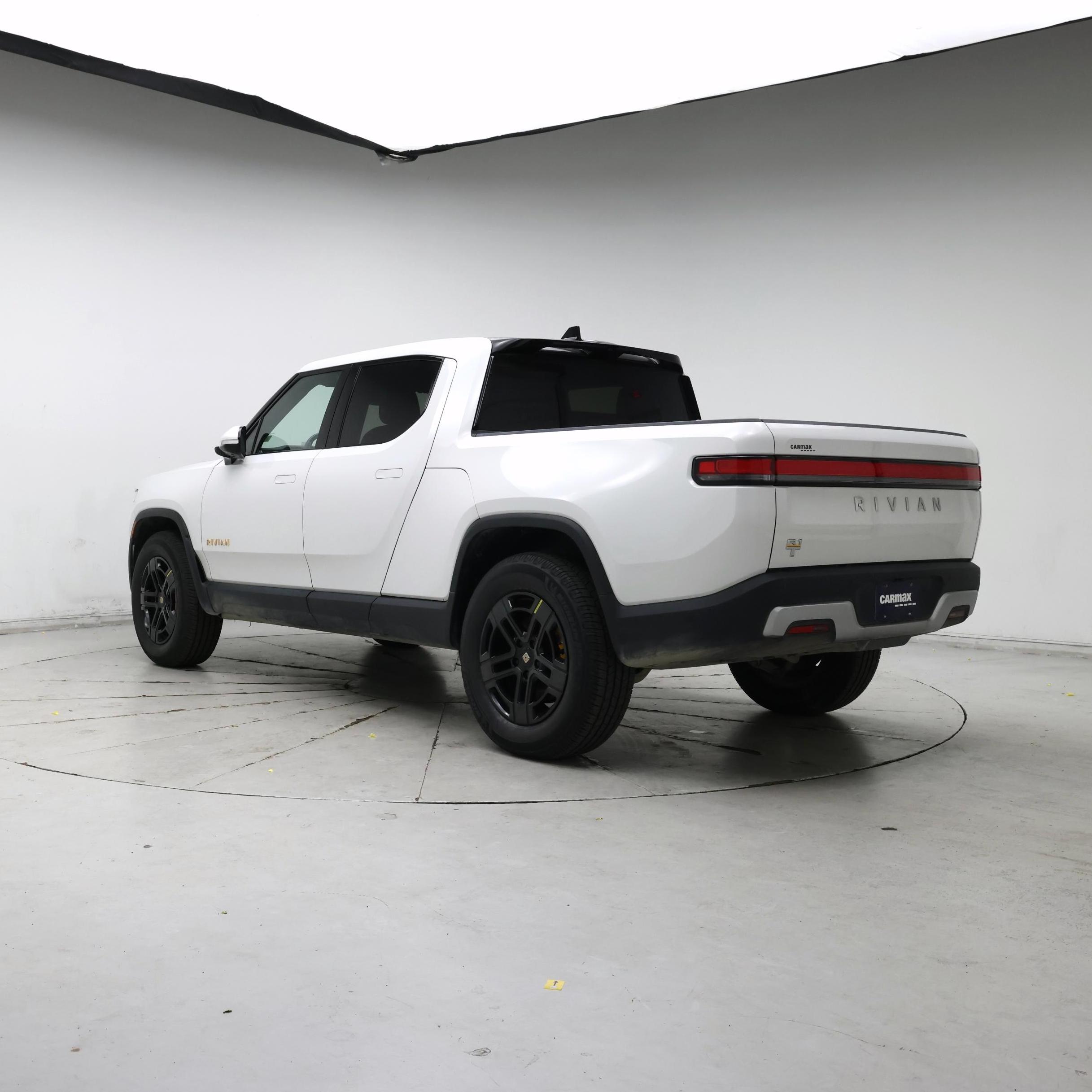 Thumbnail: 2022 Rivian R1T - 2