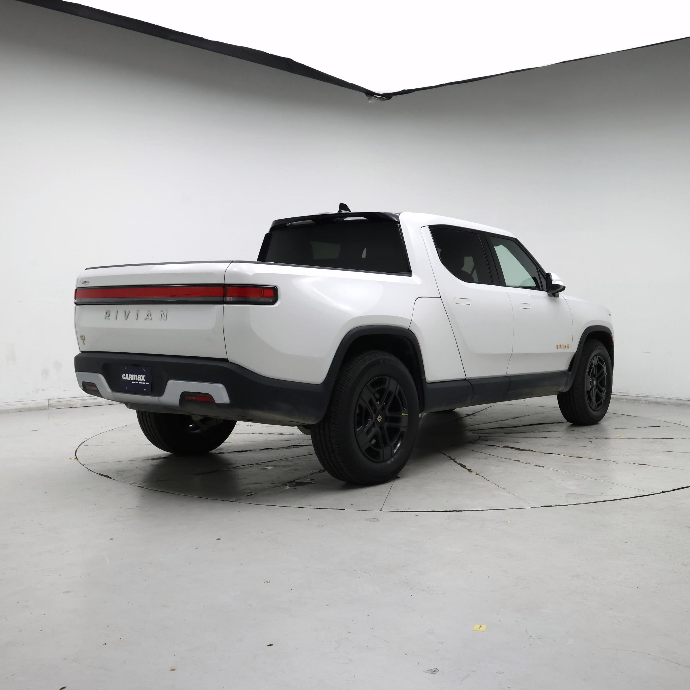 Thumbnail: 2022 Rivian R1T - 8
