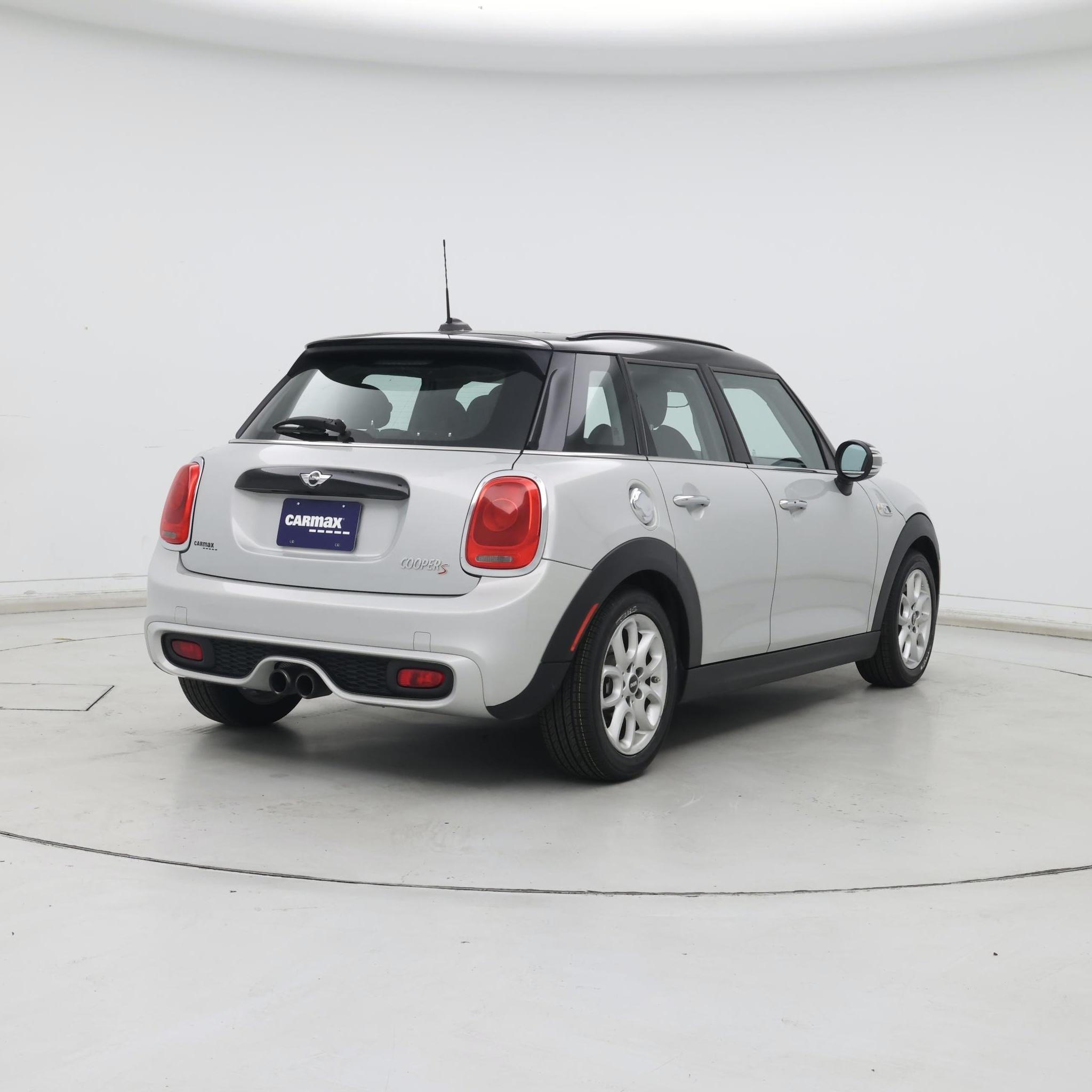 Thumbnail: 2015 MINI Cooper Hardtop - 8