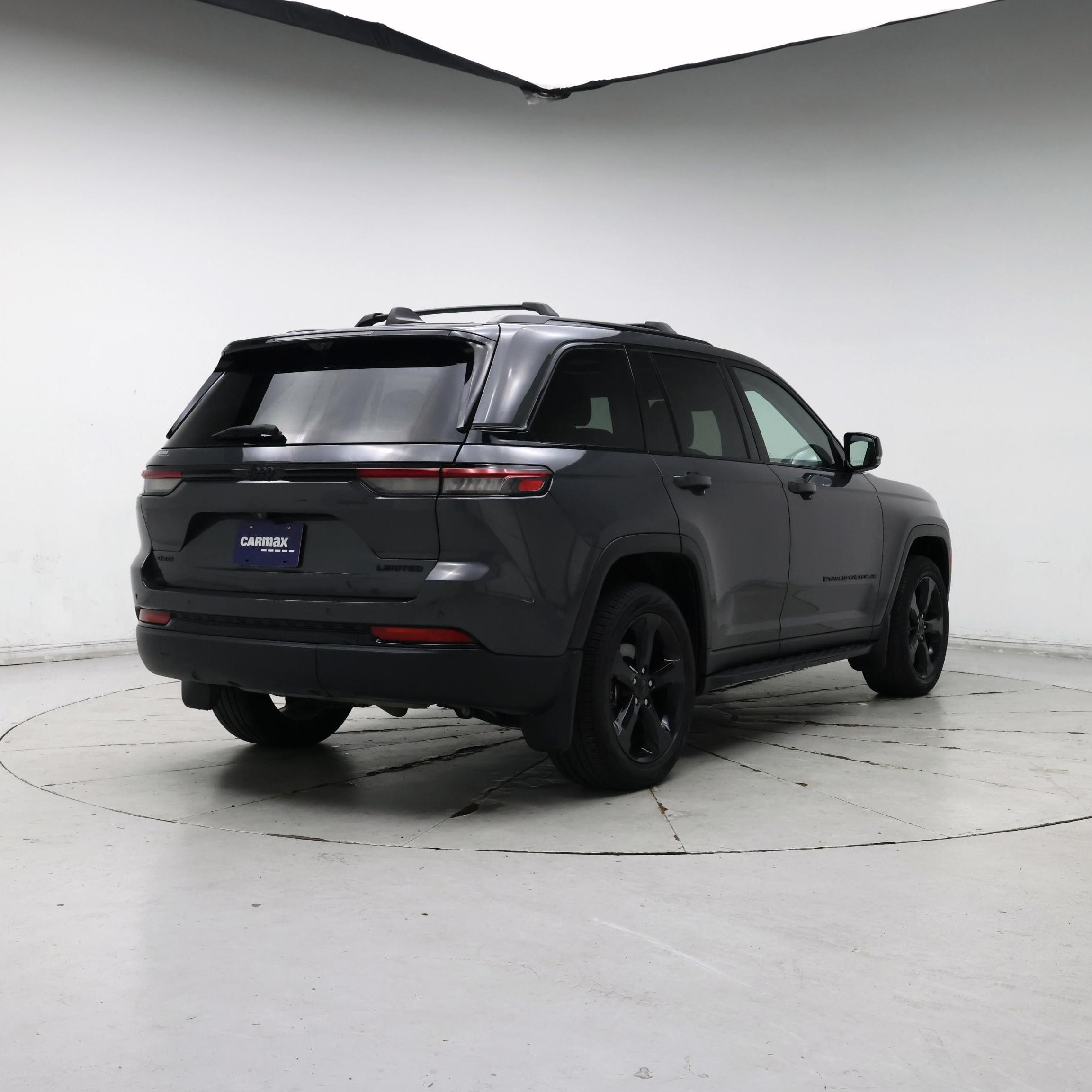 Thumbnail: 2022 Jeep Grand Cherokee - 8