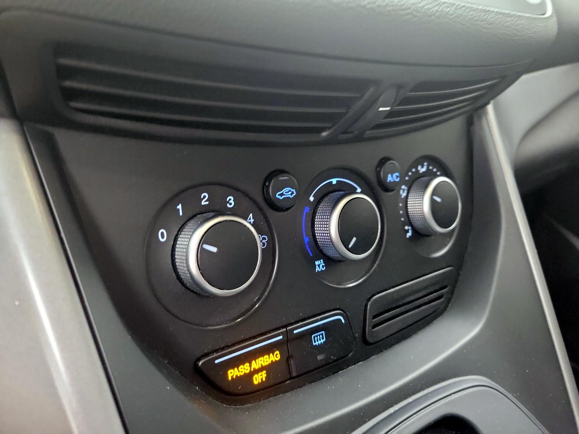Thumbnail: 2016 Ford Escape - 16
