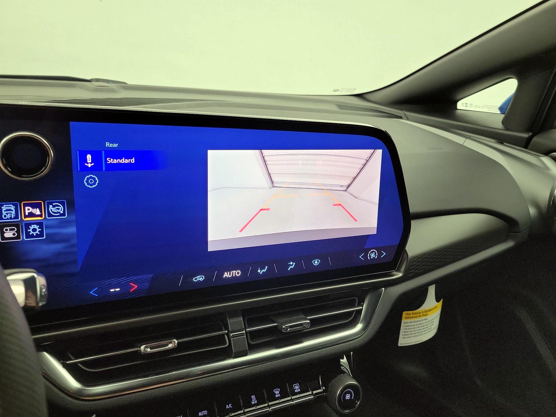 Thumbnail: 2025 Chevrolet Equinox - 15