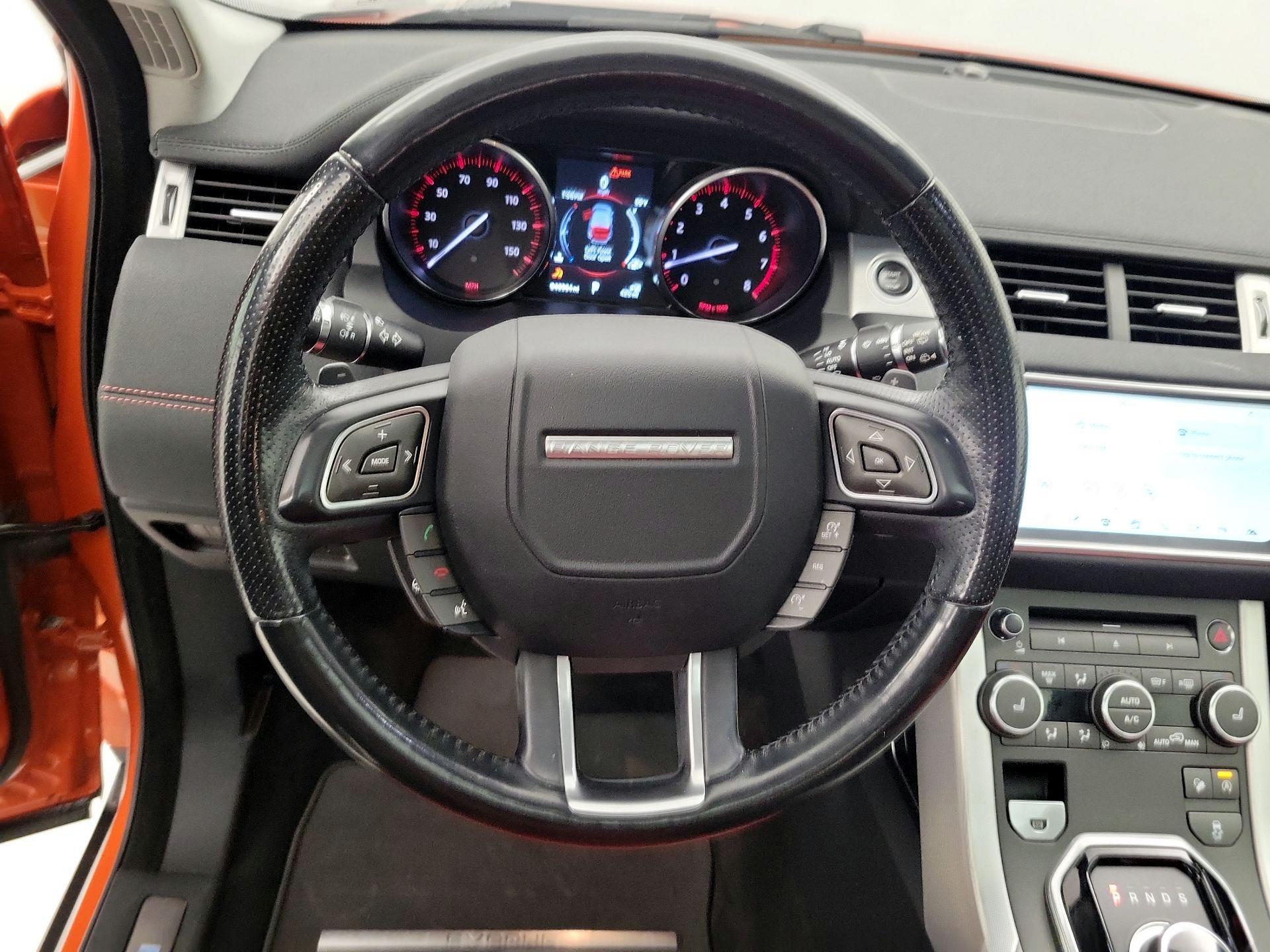 Thumbnail: 2017 Land Rover Range Rover Evoque - 10