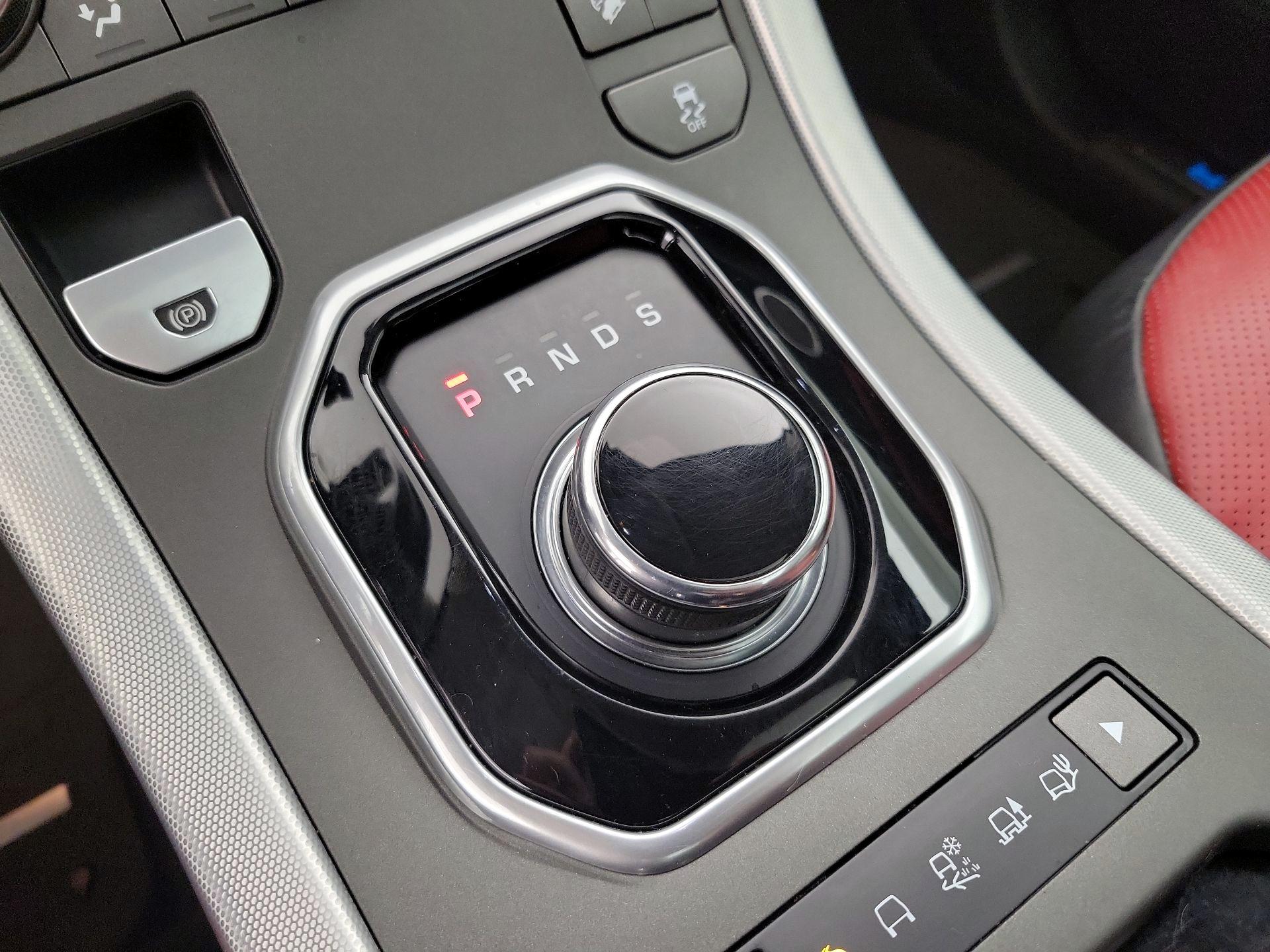Thumbnail: 2017 Land Rover Range Rover Evoque - 17