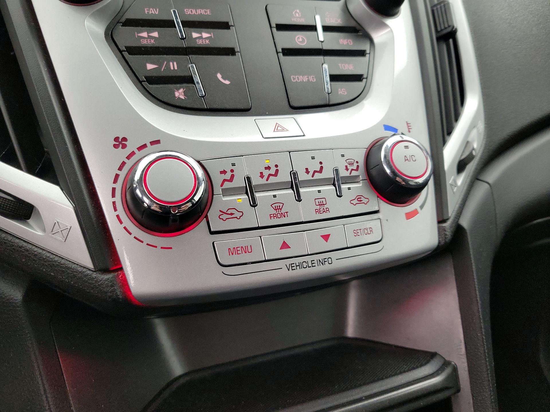 Thumbnail: 2016 GMC Terrain - 16