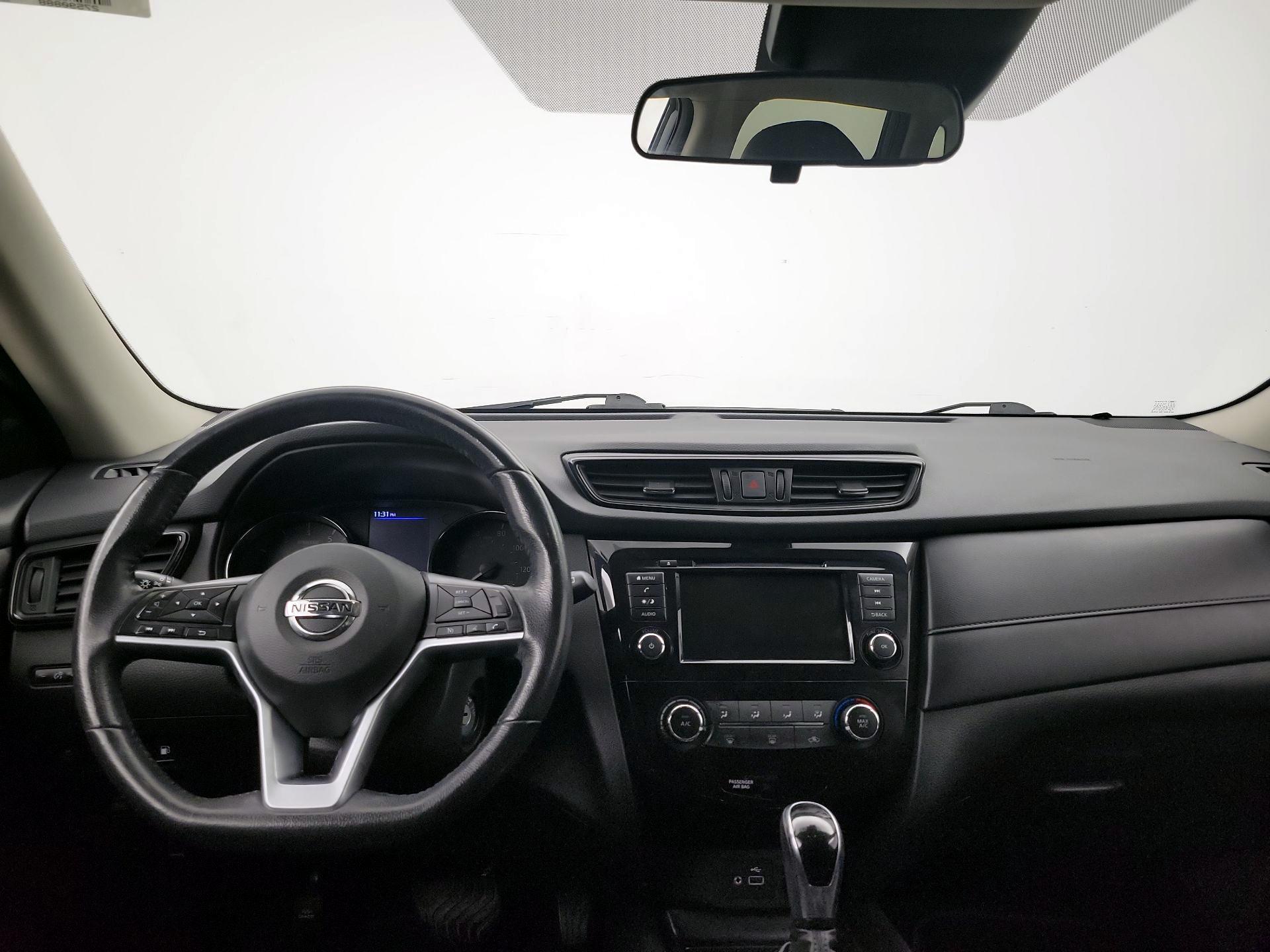 Thumbnail: 2019 Nissan Rogue - 9