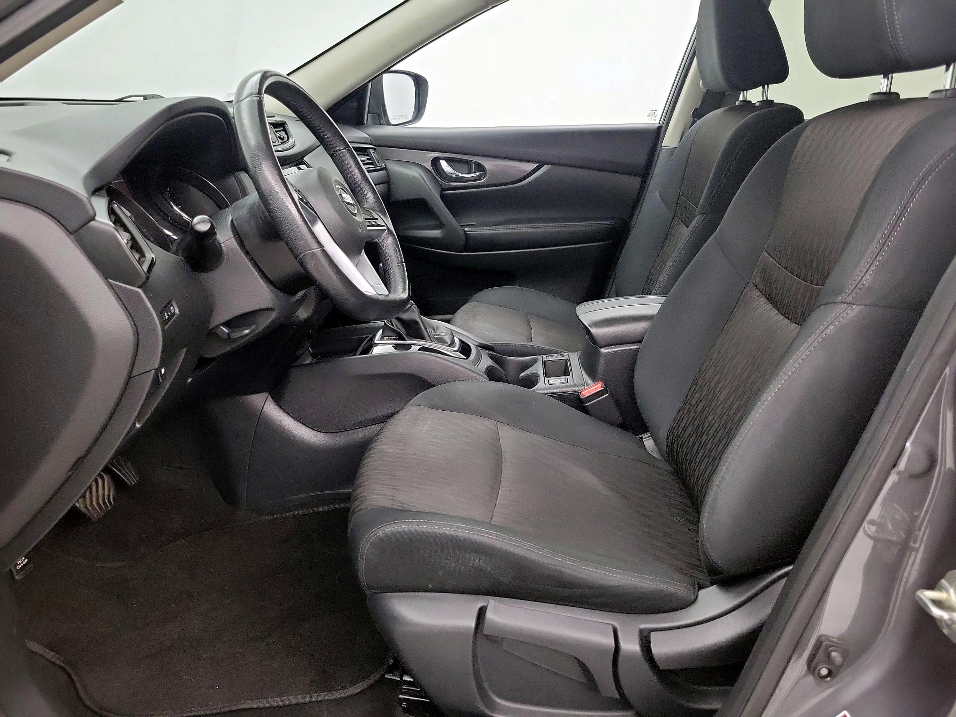 Thumbnail: 2019 Nissan Rogue - 11