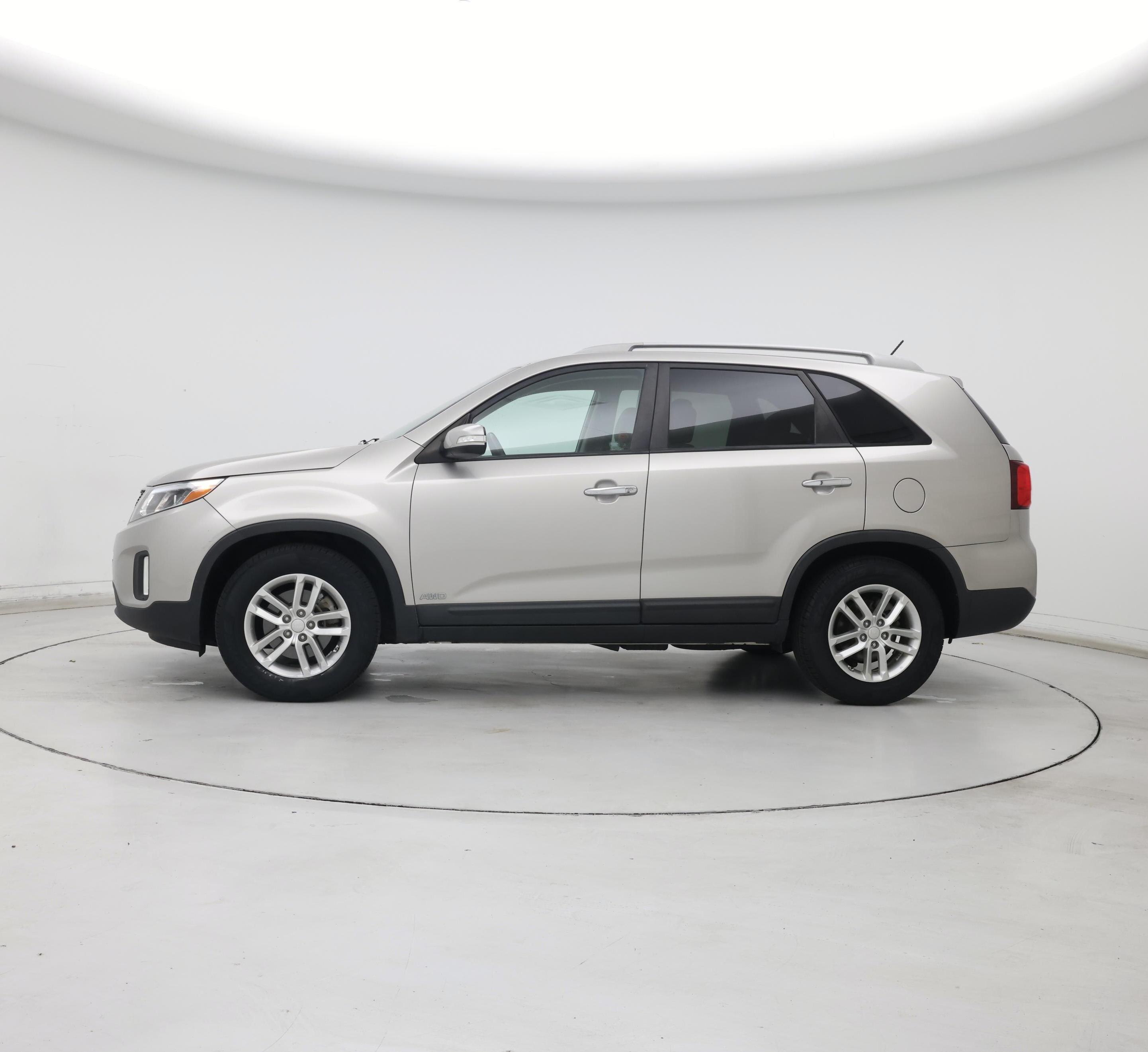 Thumbnail: 2015 Kia Sorento - 3