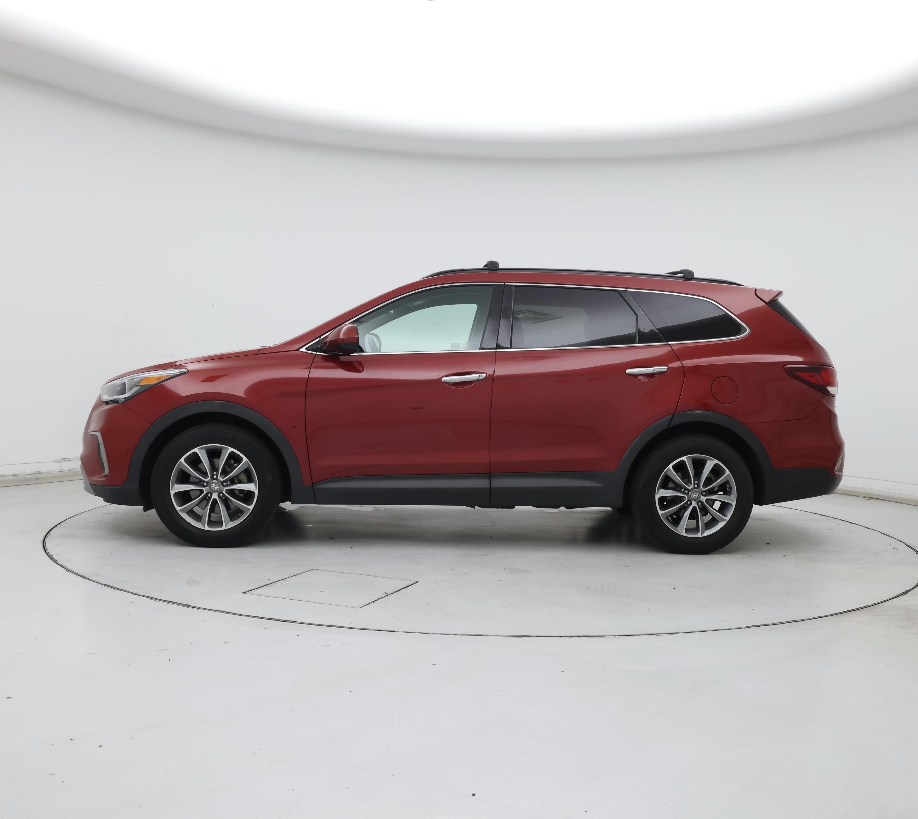 Thumbnail: 2018 Hyundai Santa Fe - 3