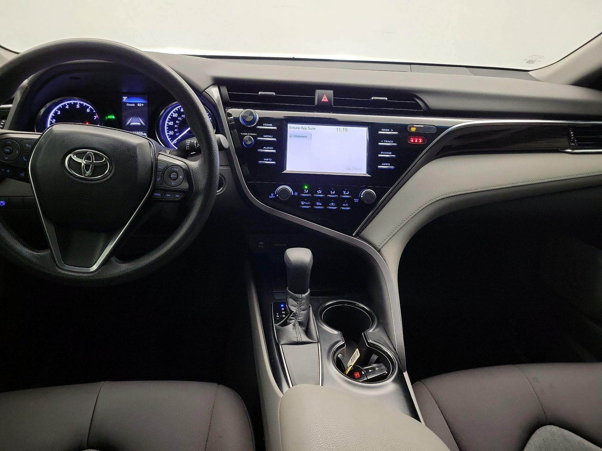 Thumbnail: 2018 Toyota Camry - 9