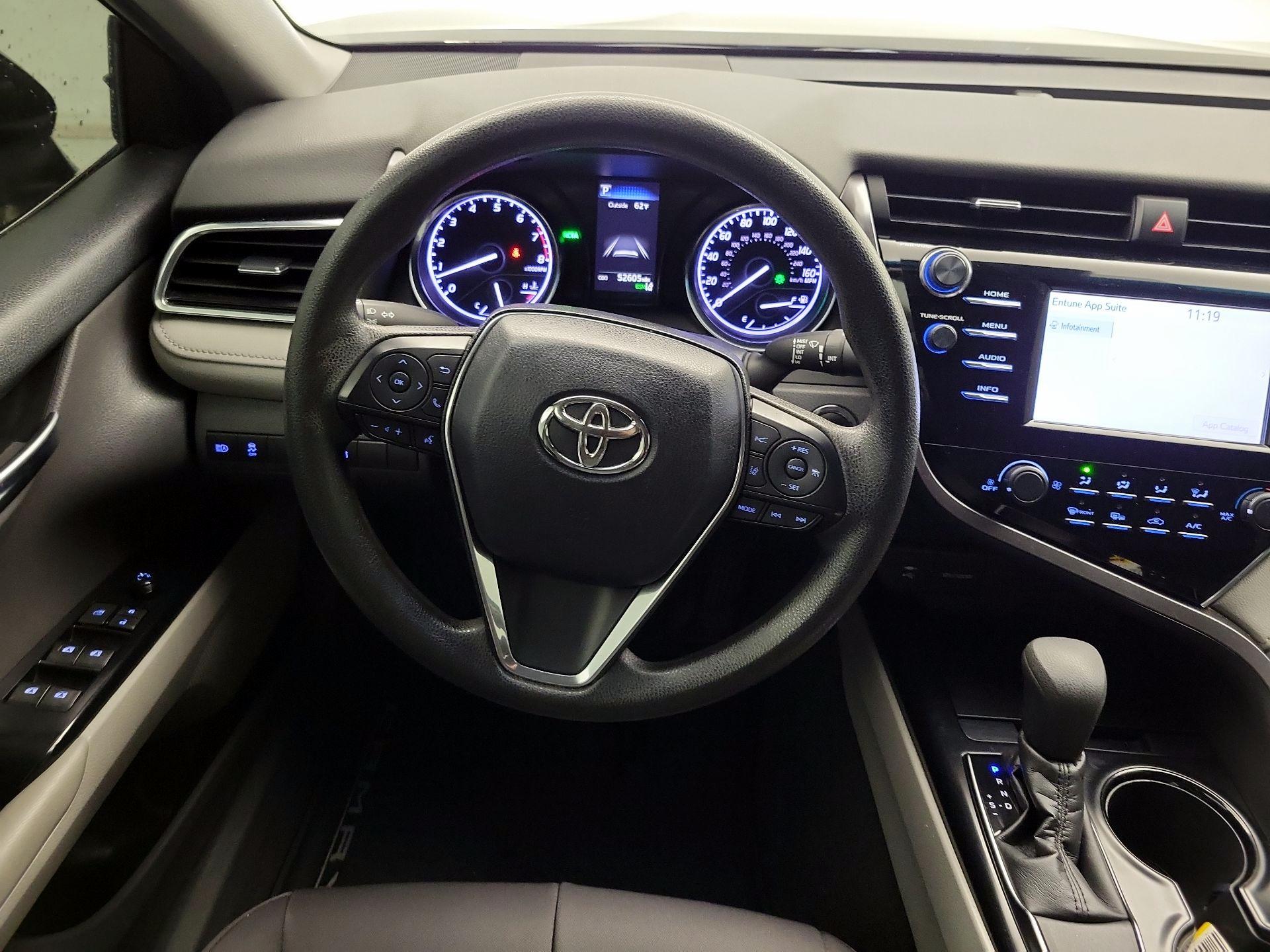 Thumbnail: 2018 Toyota Camry - 10