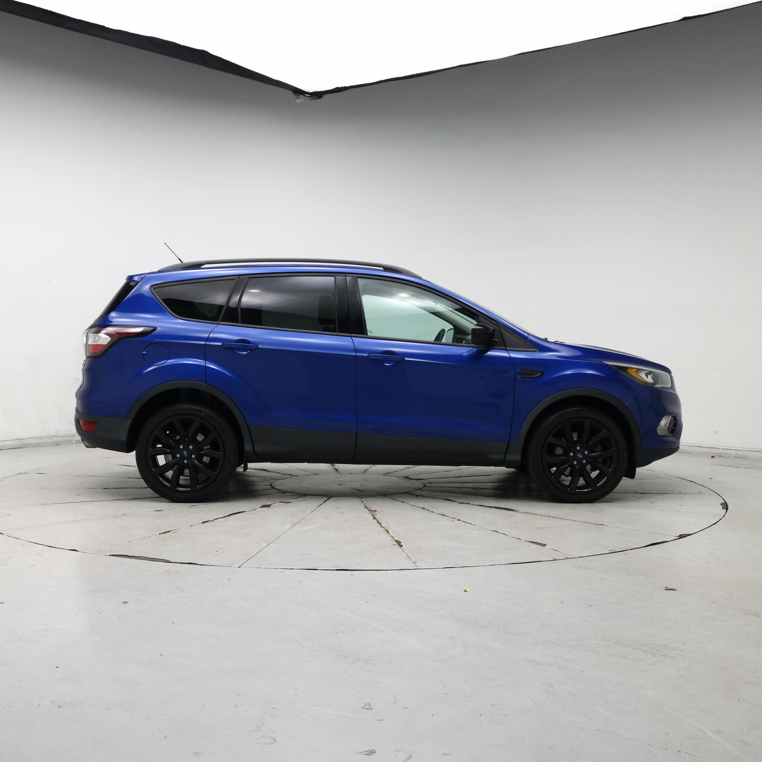 Thumbnail: 2017 Ford Escape - 7