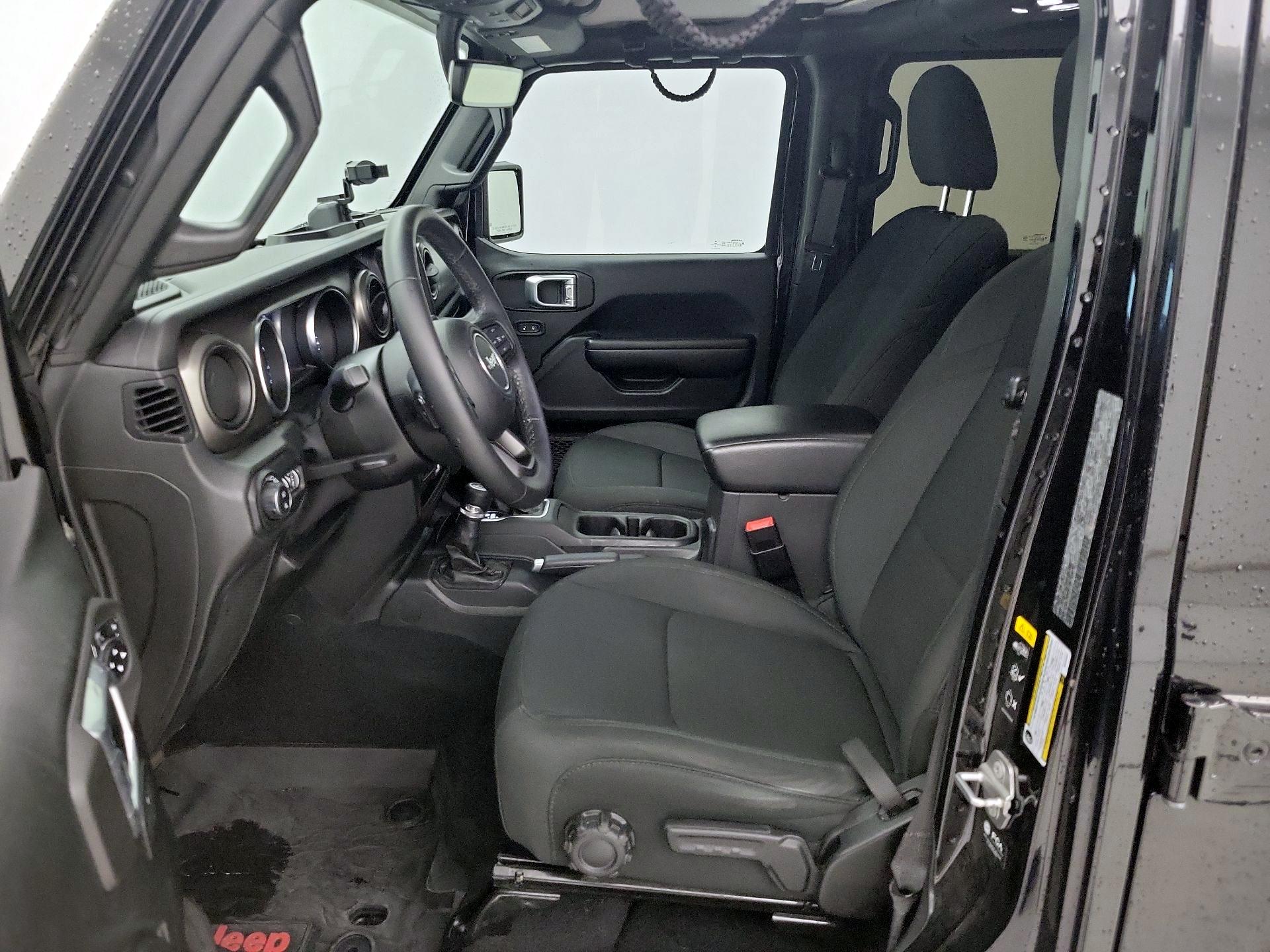 Thumbnail: 2021 Jeep Gladiator - 11