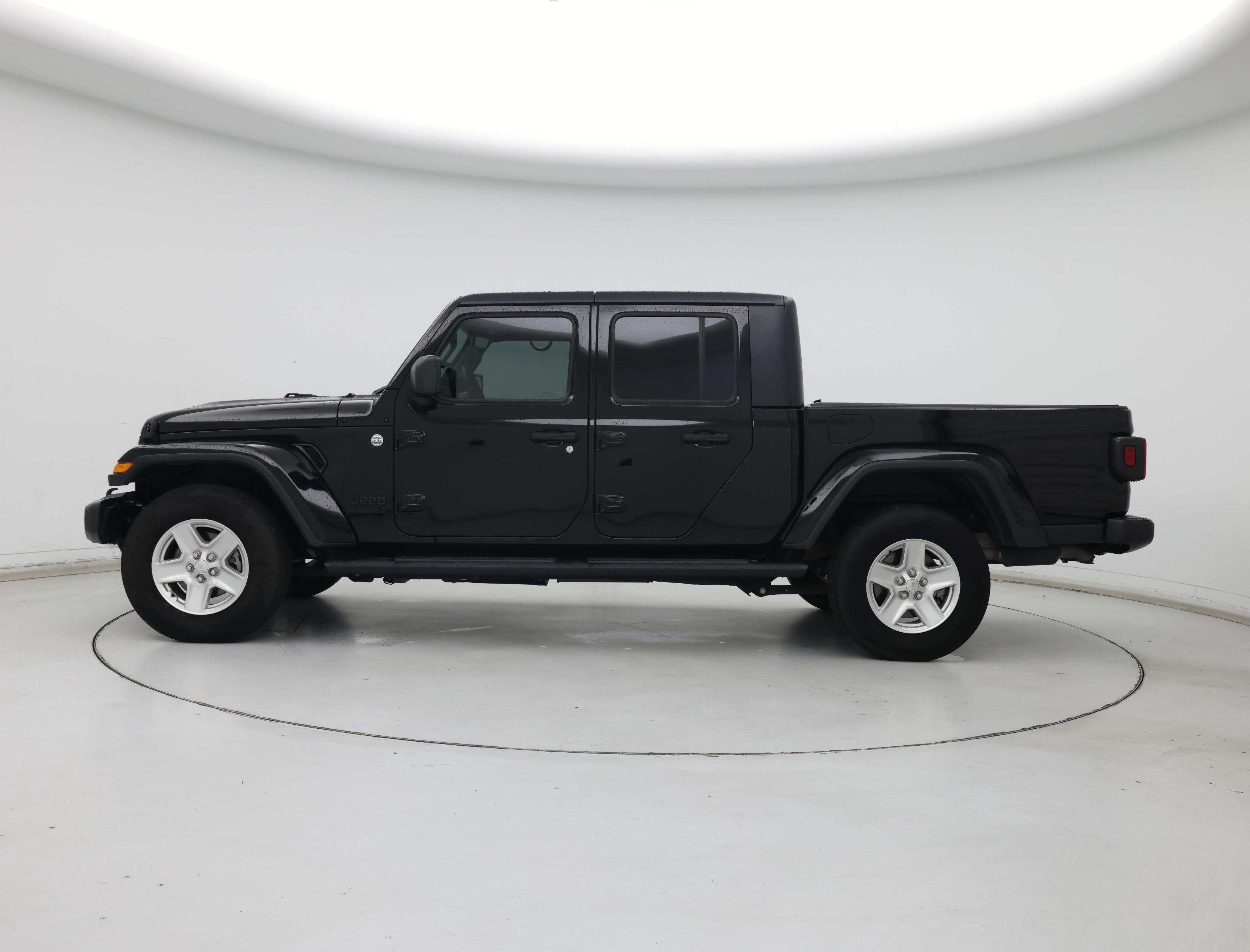 Thumbnail: 2021 Jeep Gladiator - 3