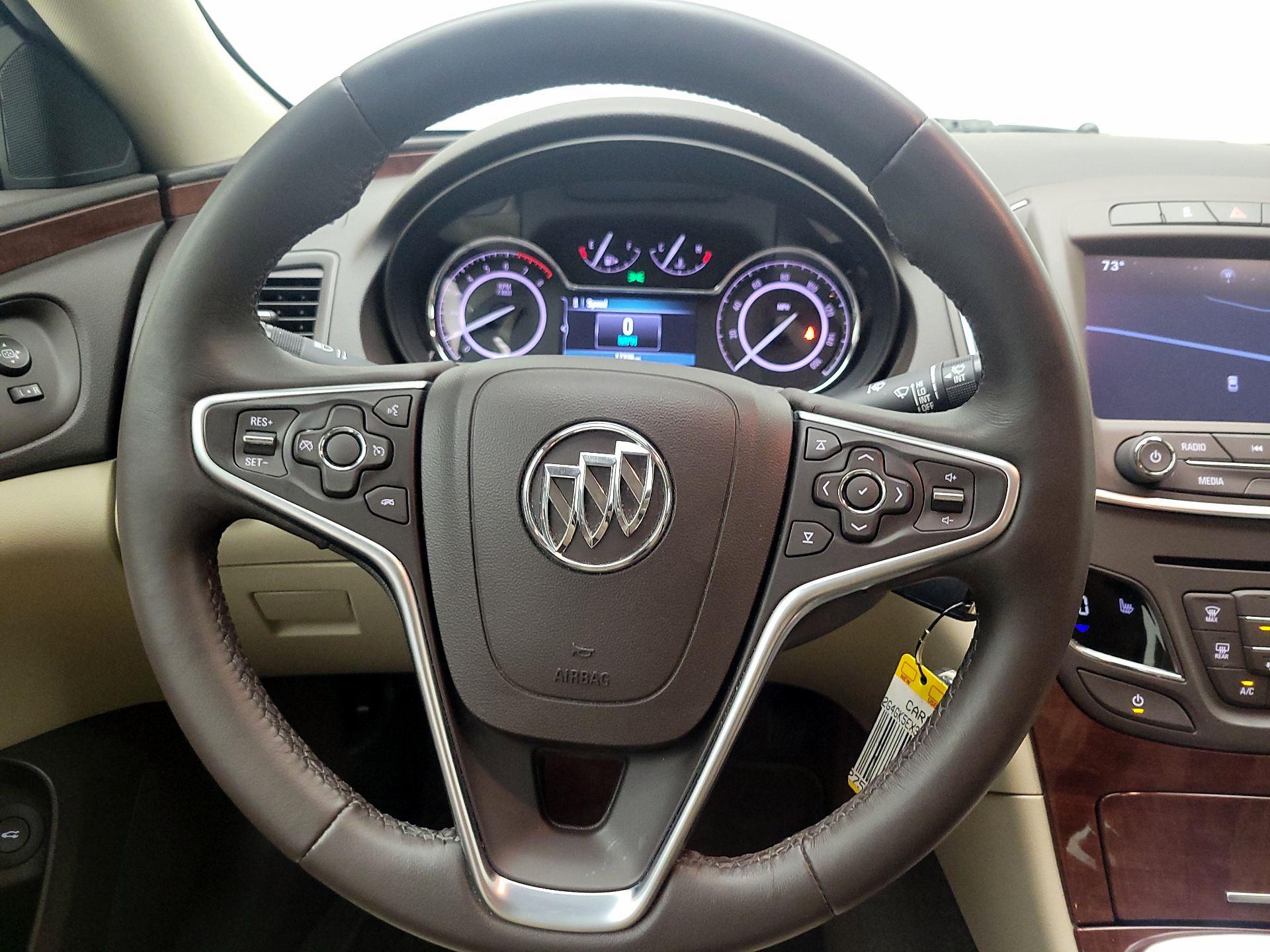 Thumbnail: 2015 Buick Regal - 10